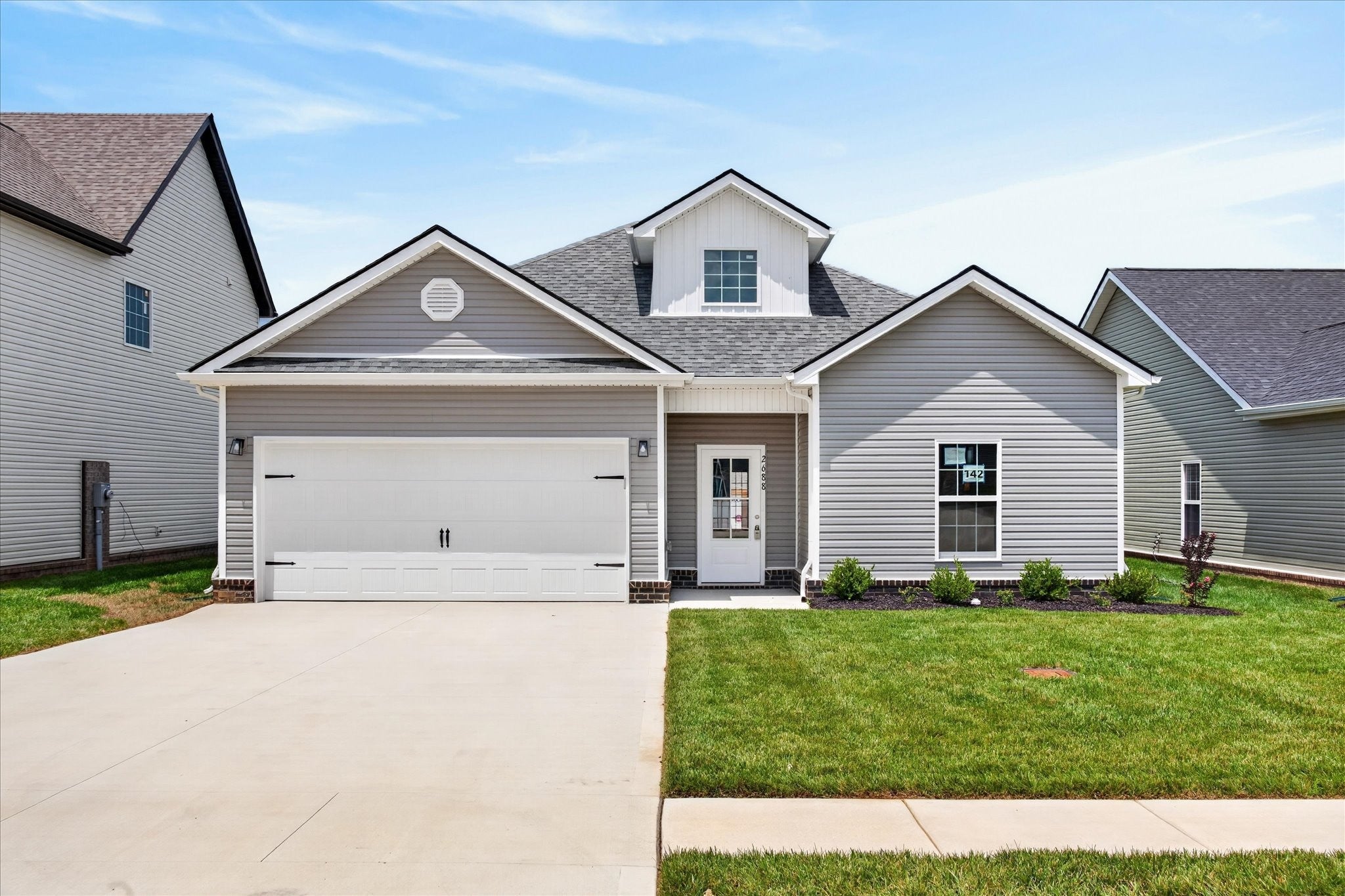 2688 Brewster Dr — photo