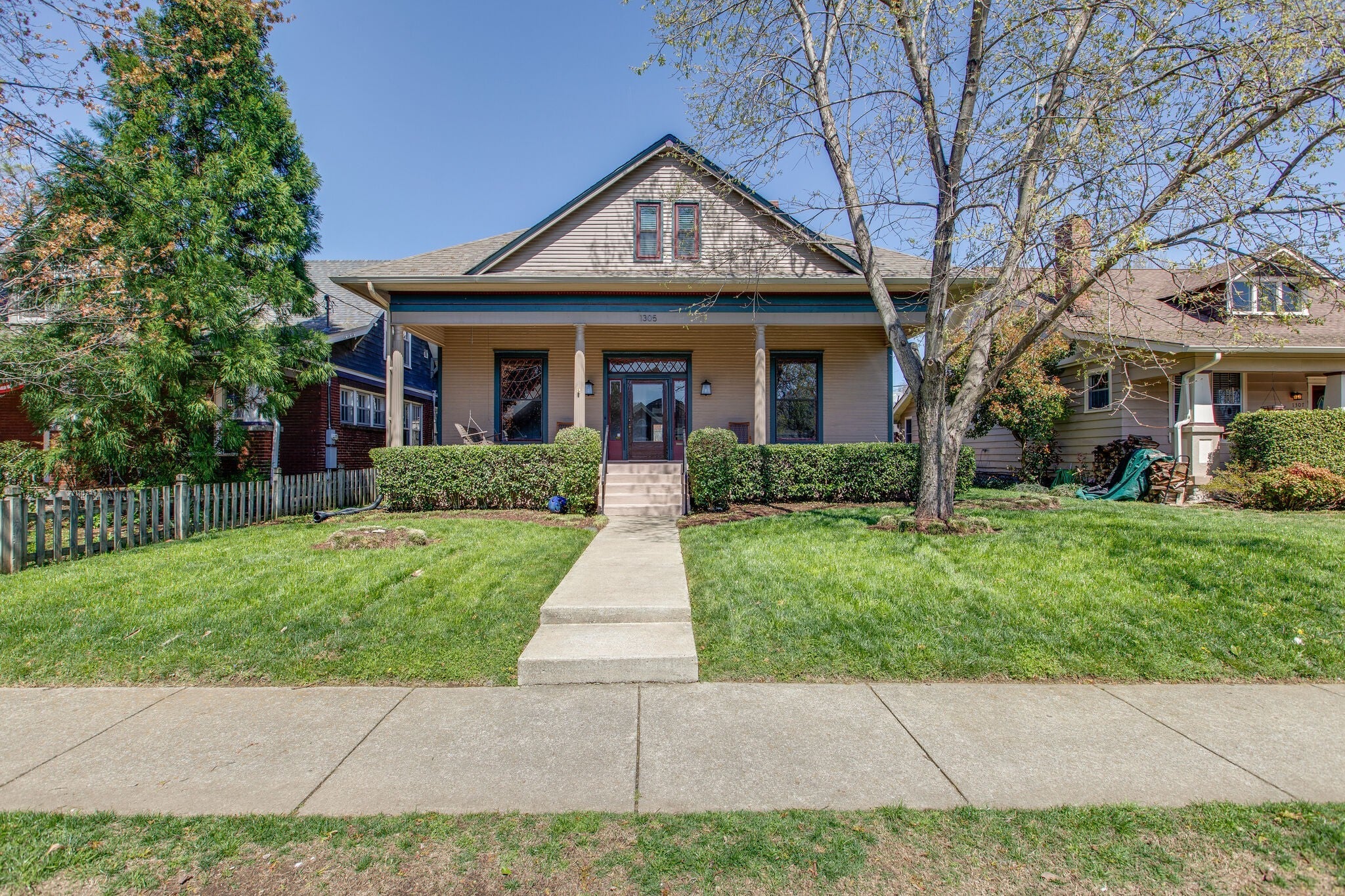 1305 Gartland Ave — photo