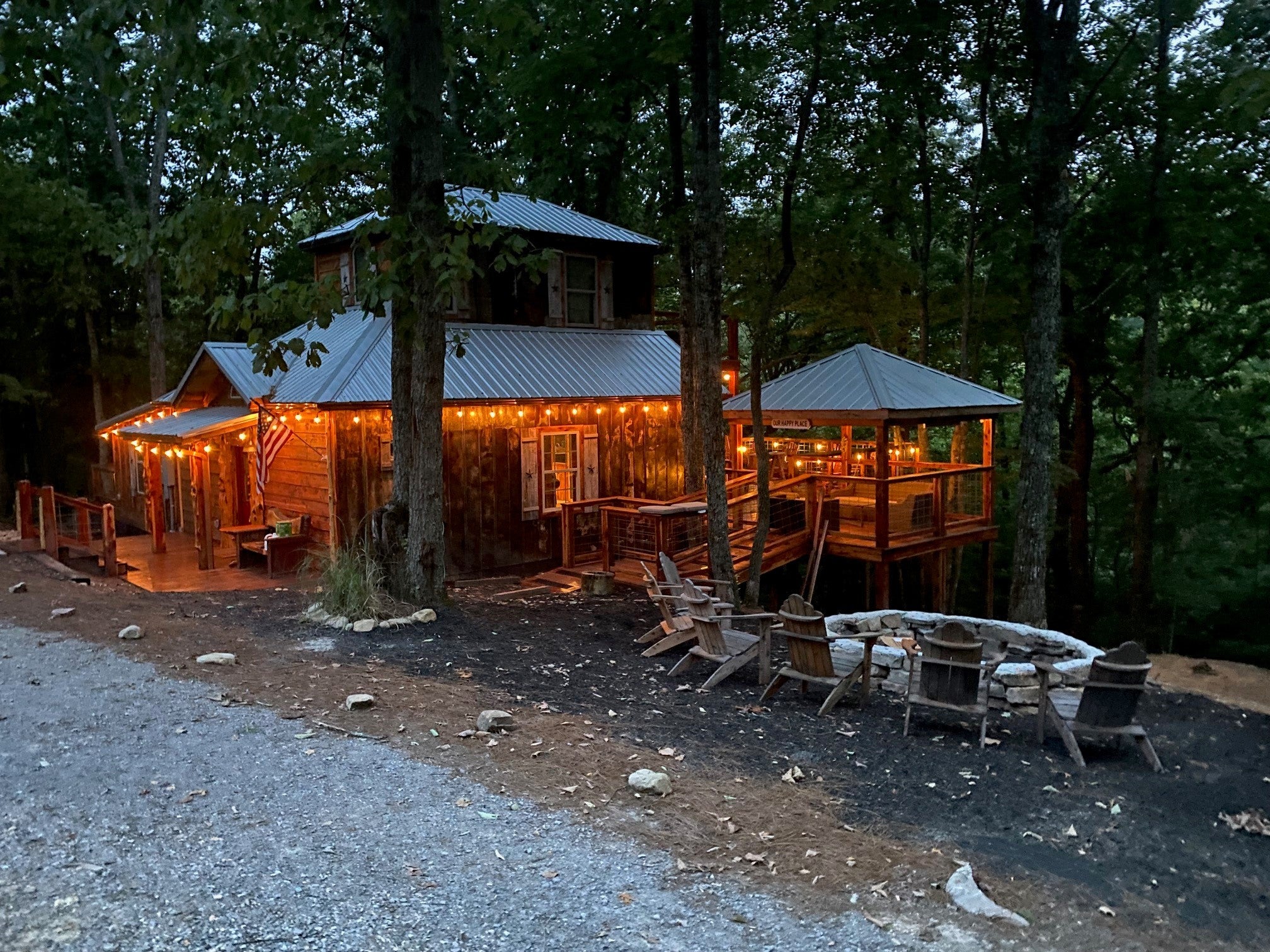 200 Jennifer Ln — photo