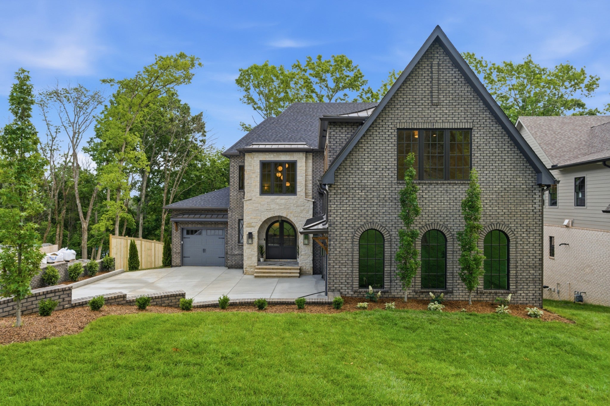 1006 Rodney Dr — photo