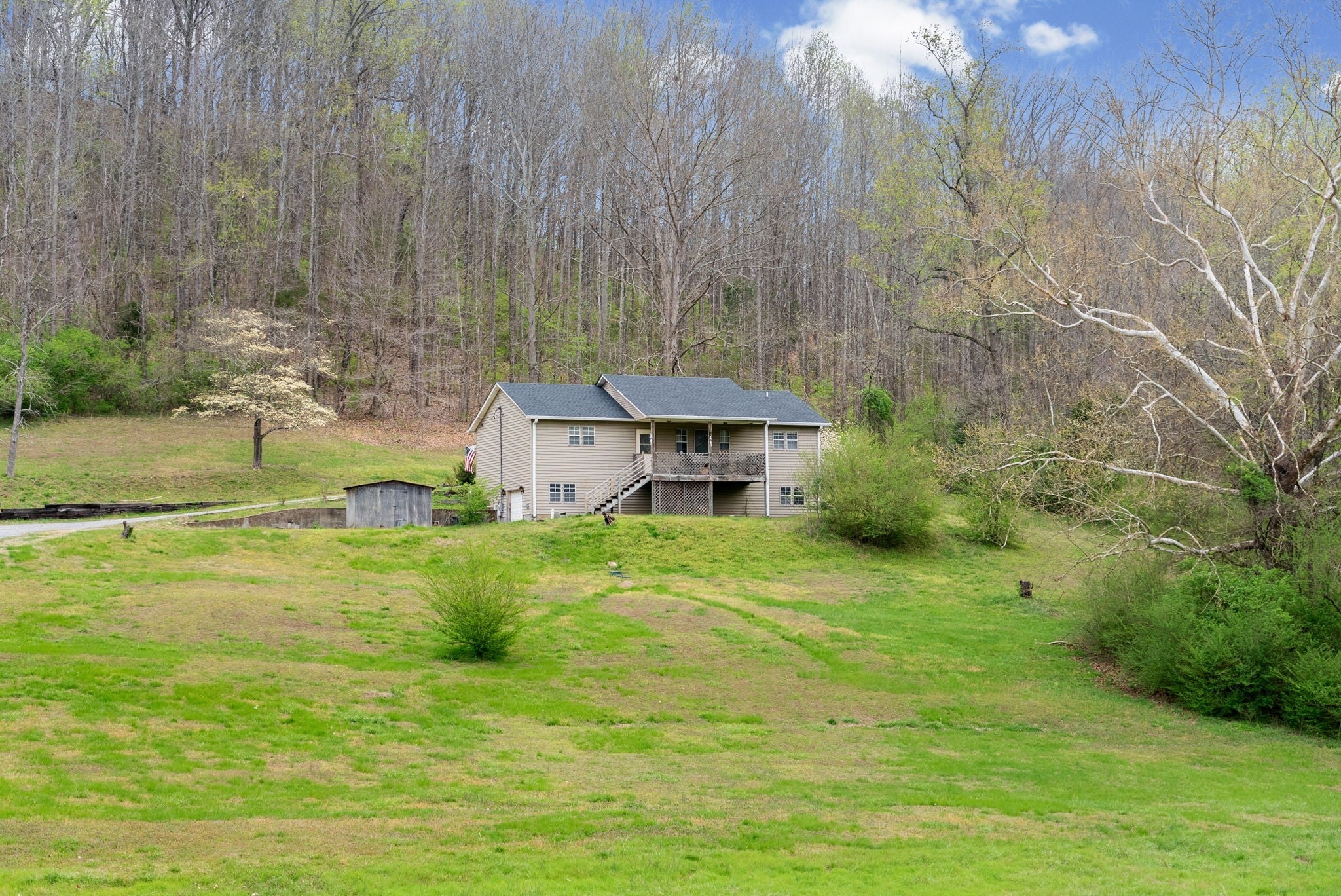 3966 Taz Hyde Rd — photo