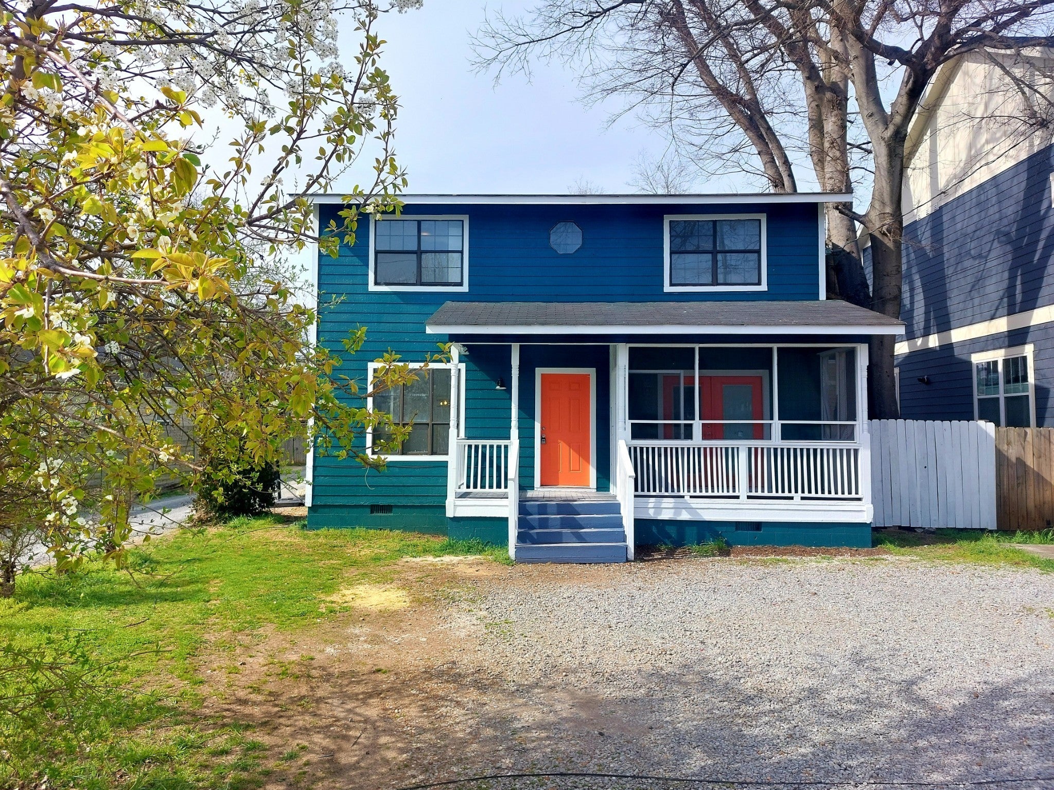 1004 Clay St — photo