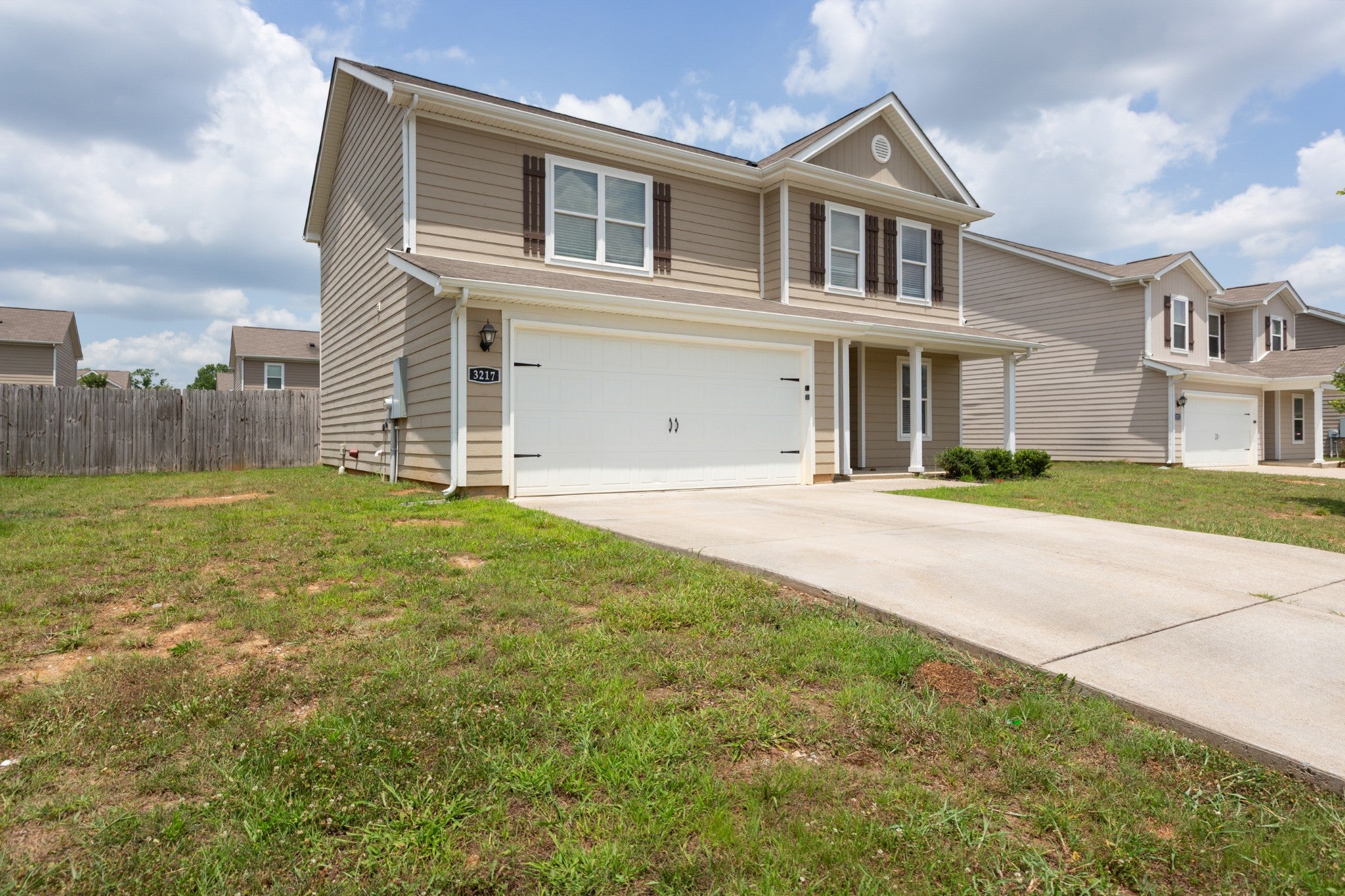 3217 Dizzy Dean Dr — photo