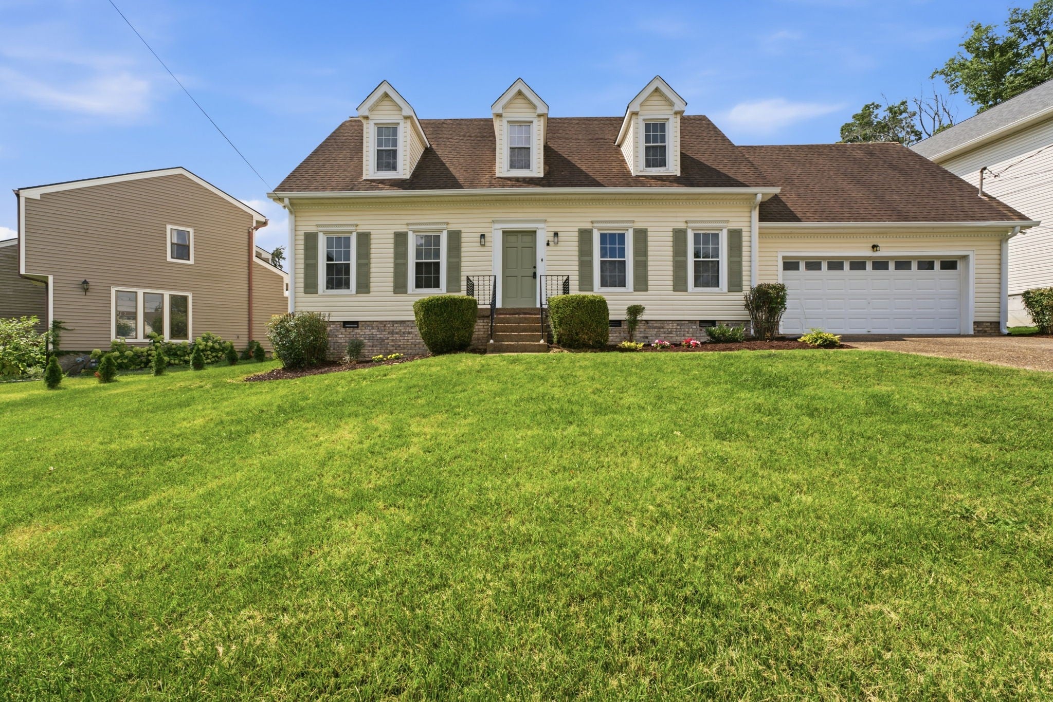 2601 Somerset Dr — photo
