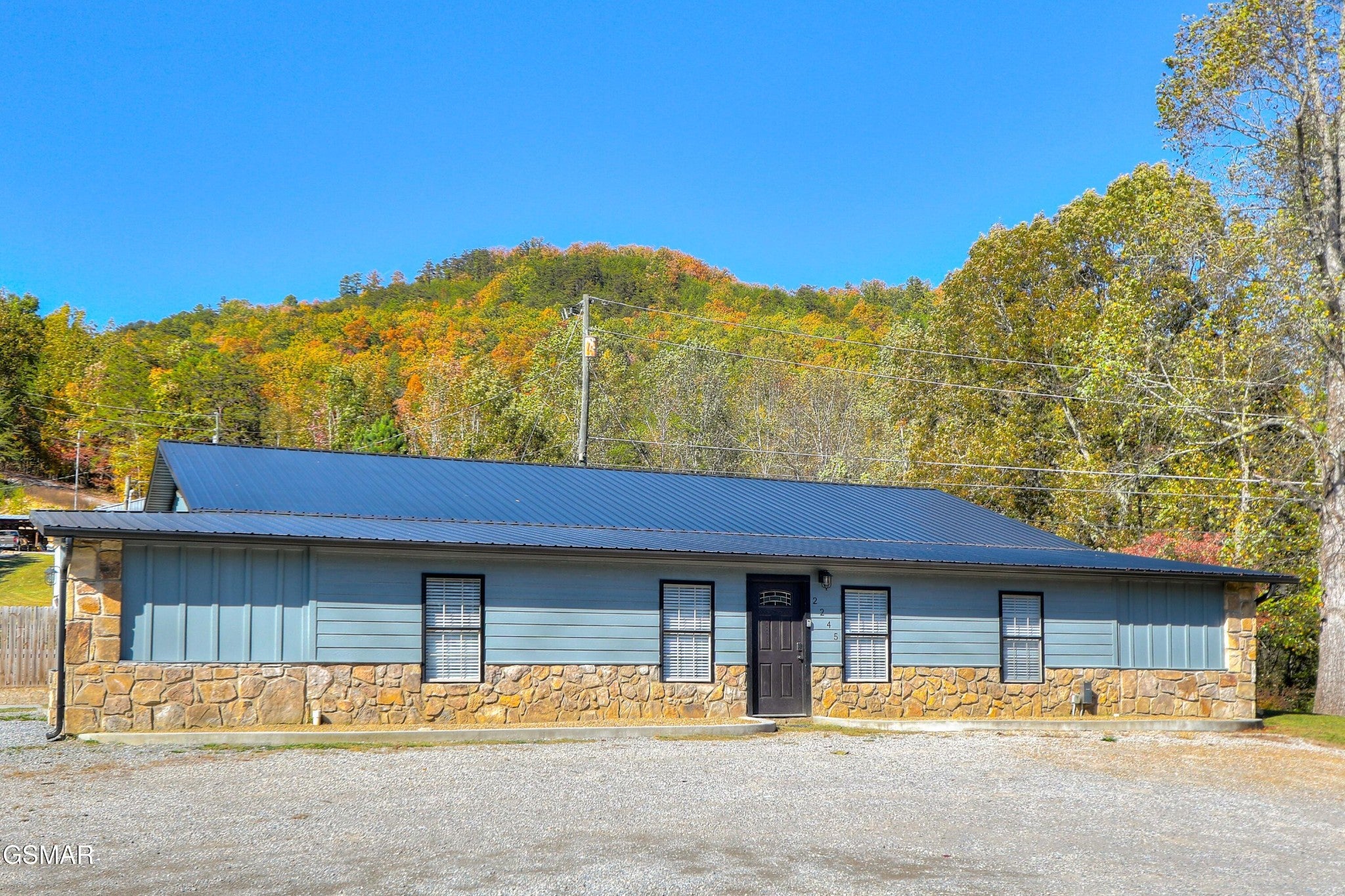 2245 Upper Middle Creek Road — photo