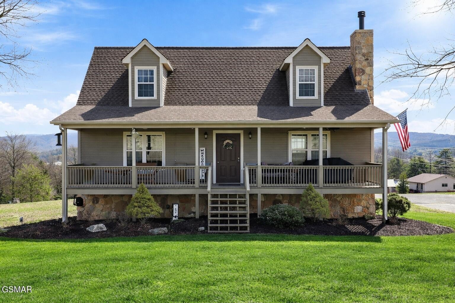 401 Klondike Circle — photo