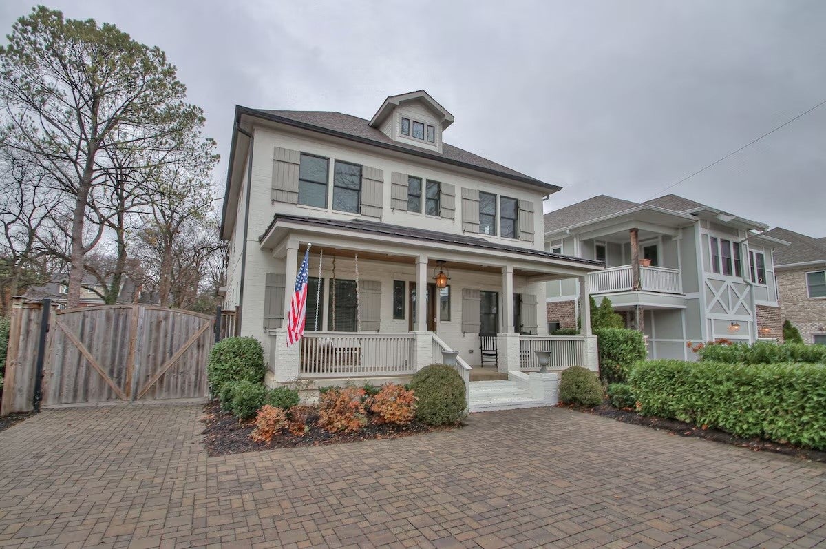 1002B Woodmont Blvd — photo