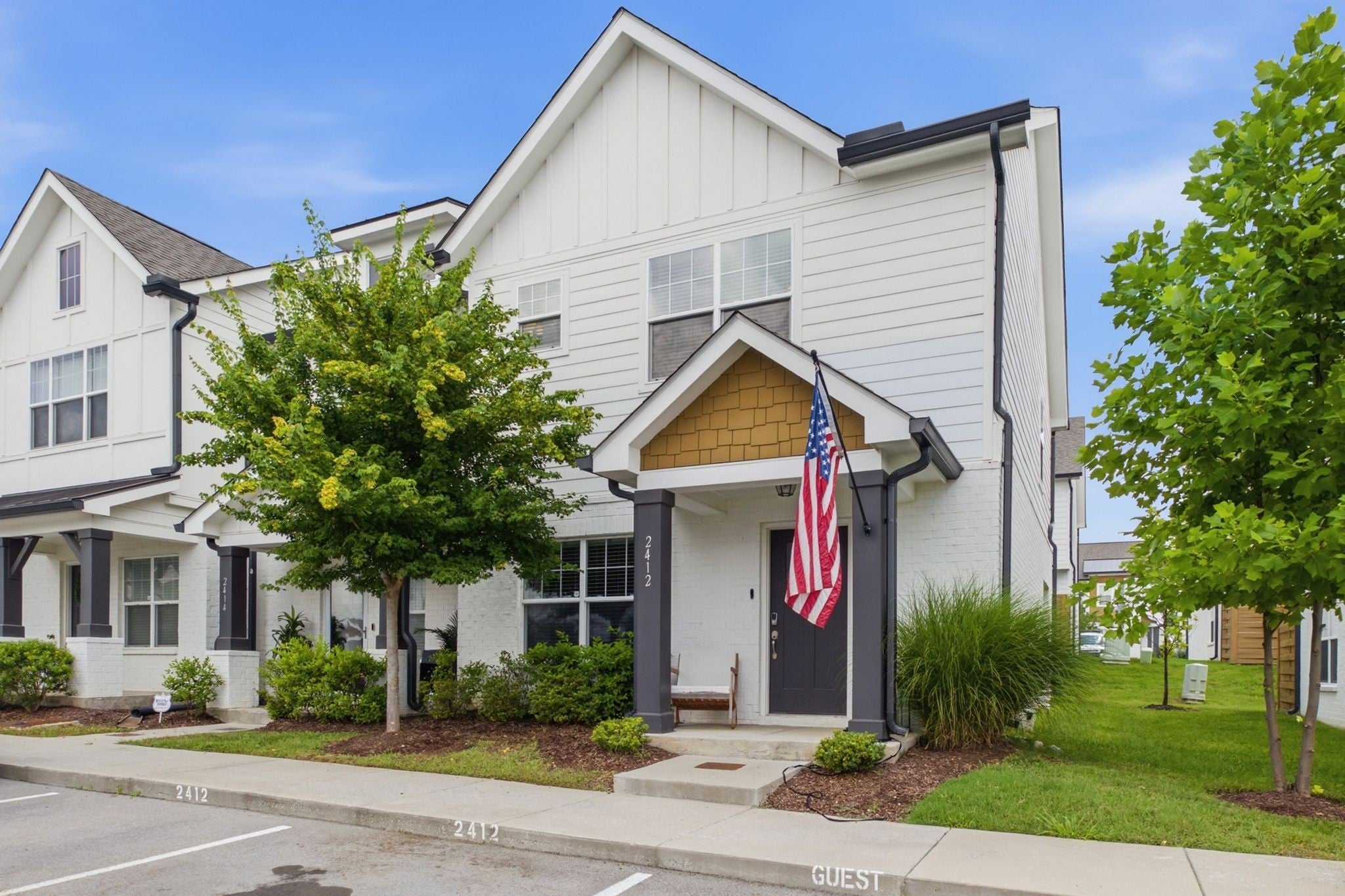 2412 Sayerville Ave — photo