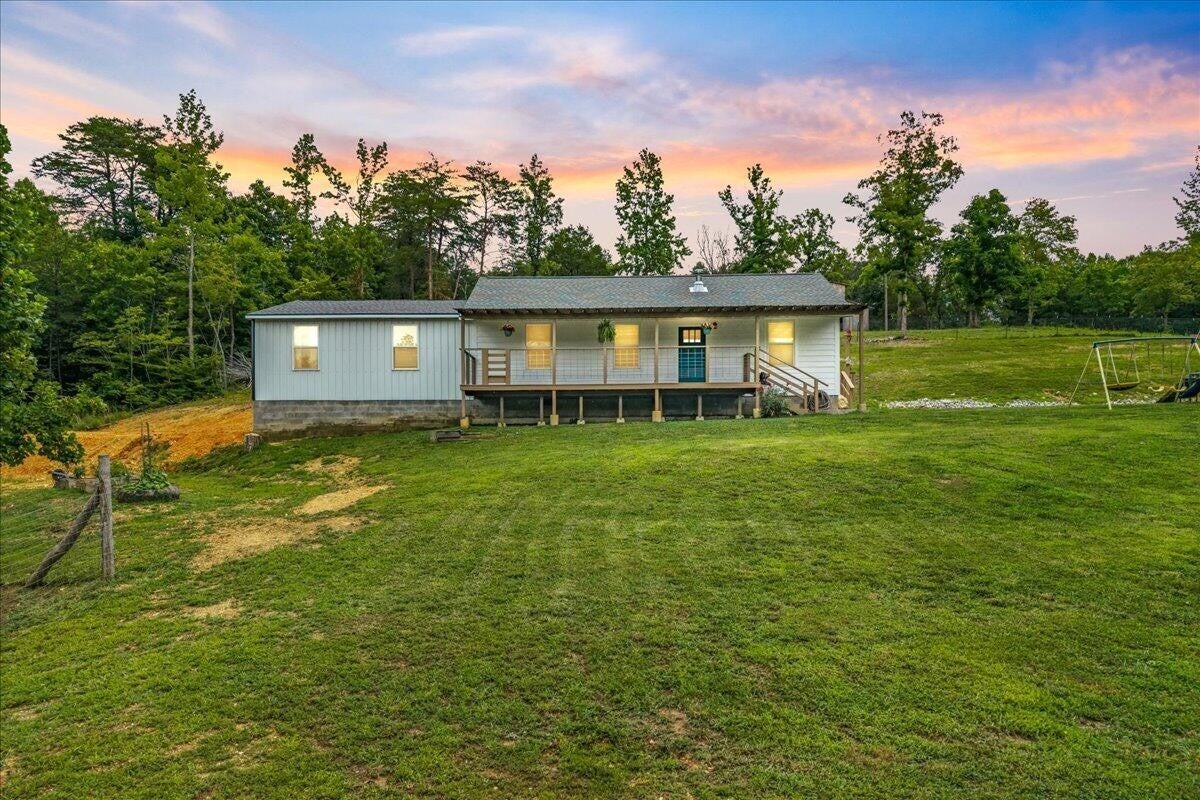 611 Clear Creek Road — photo