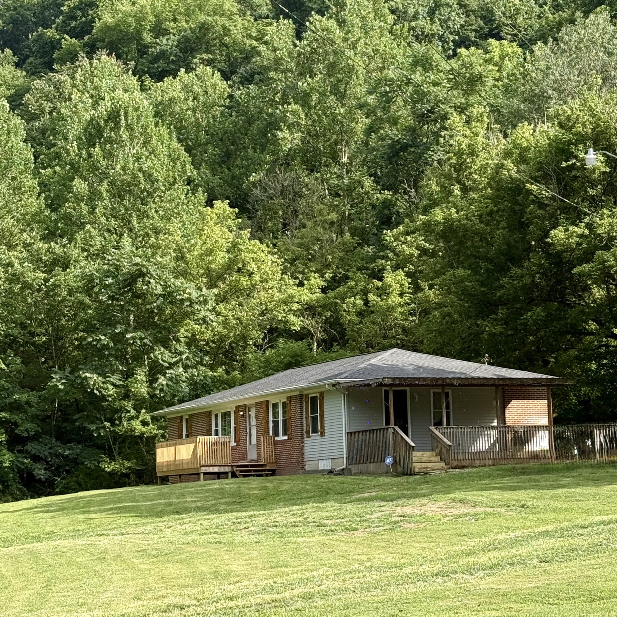 2625 Wartrace Hwy — photo
