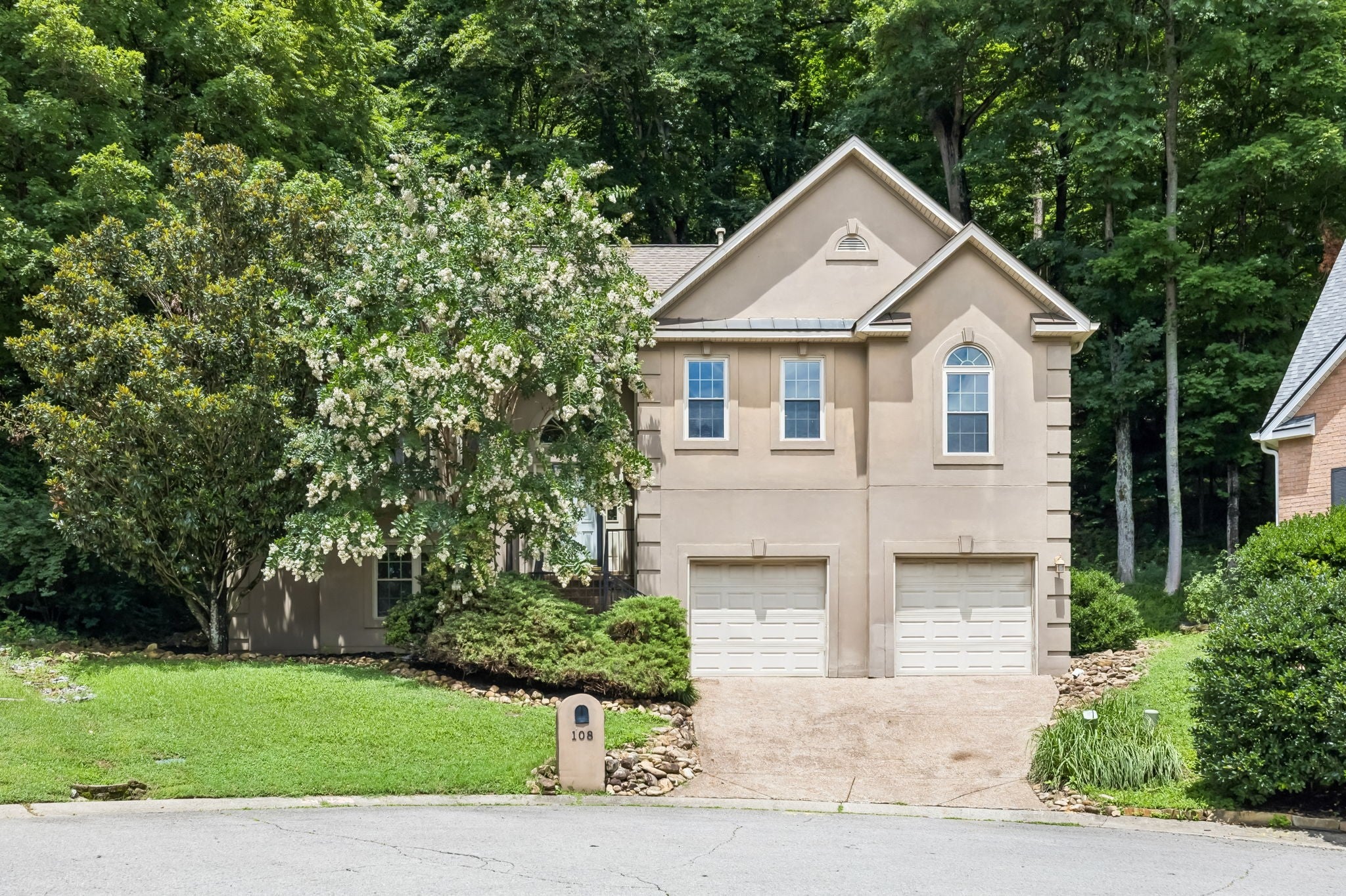 108 Glenway Ct — photo