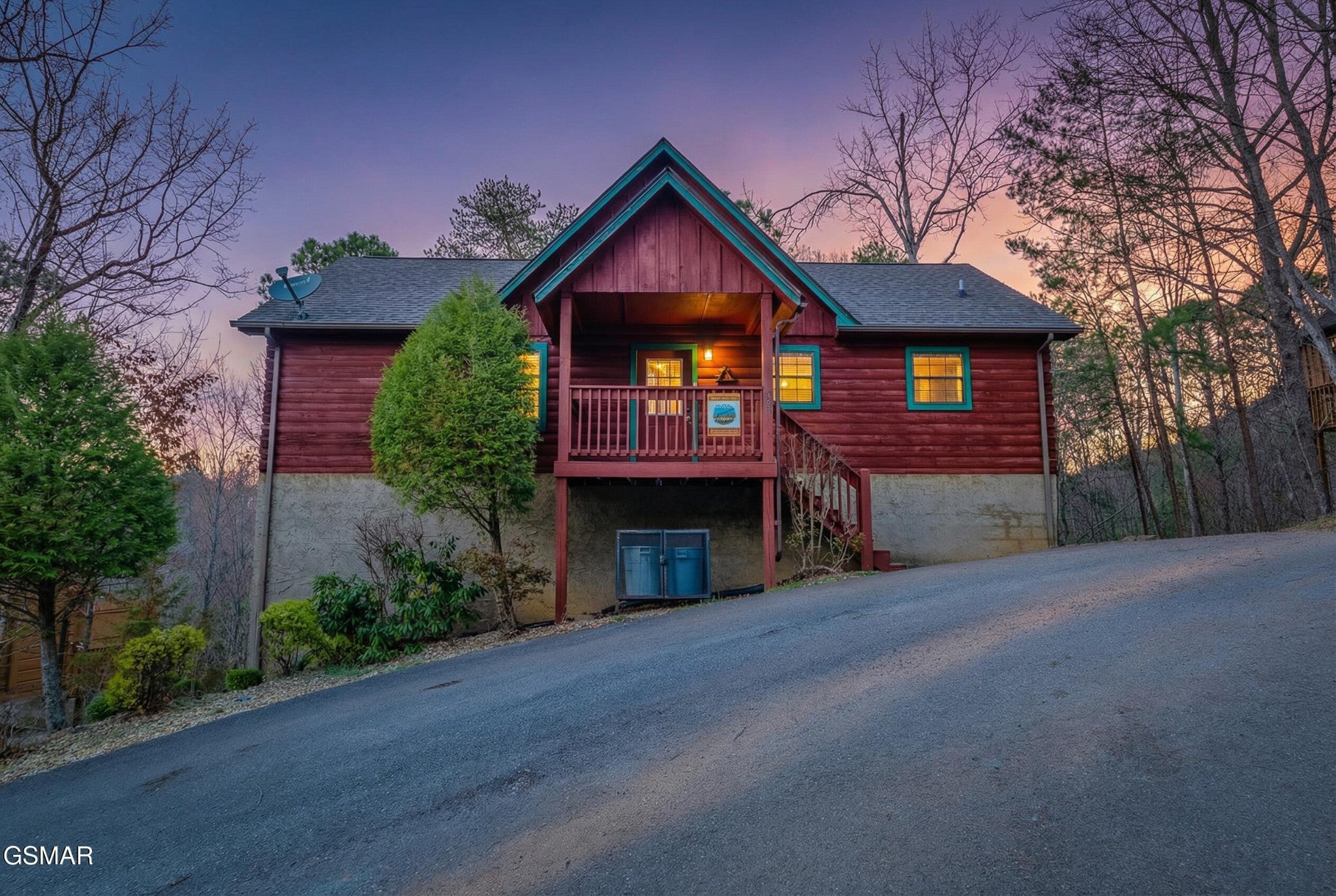 1643 Raccoon Den Way — photo