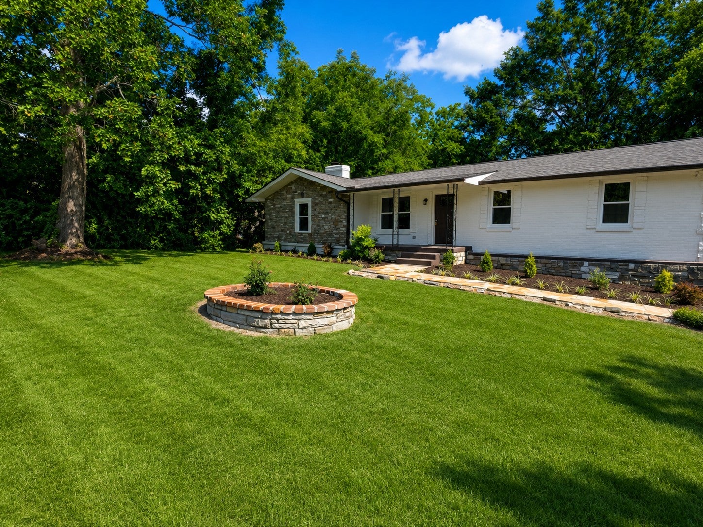 108 Hickory Hills Dr — photo