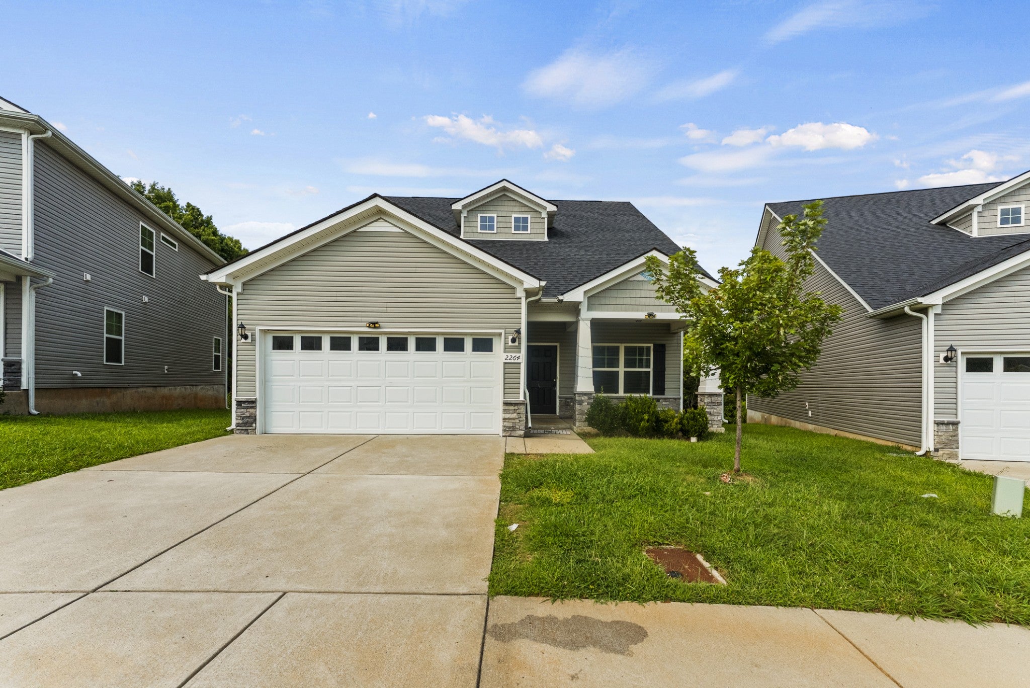 2264 Preserve Cir — photo