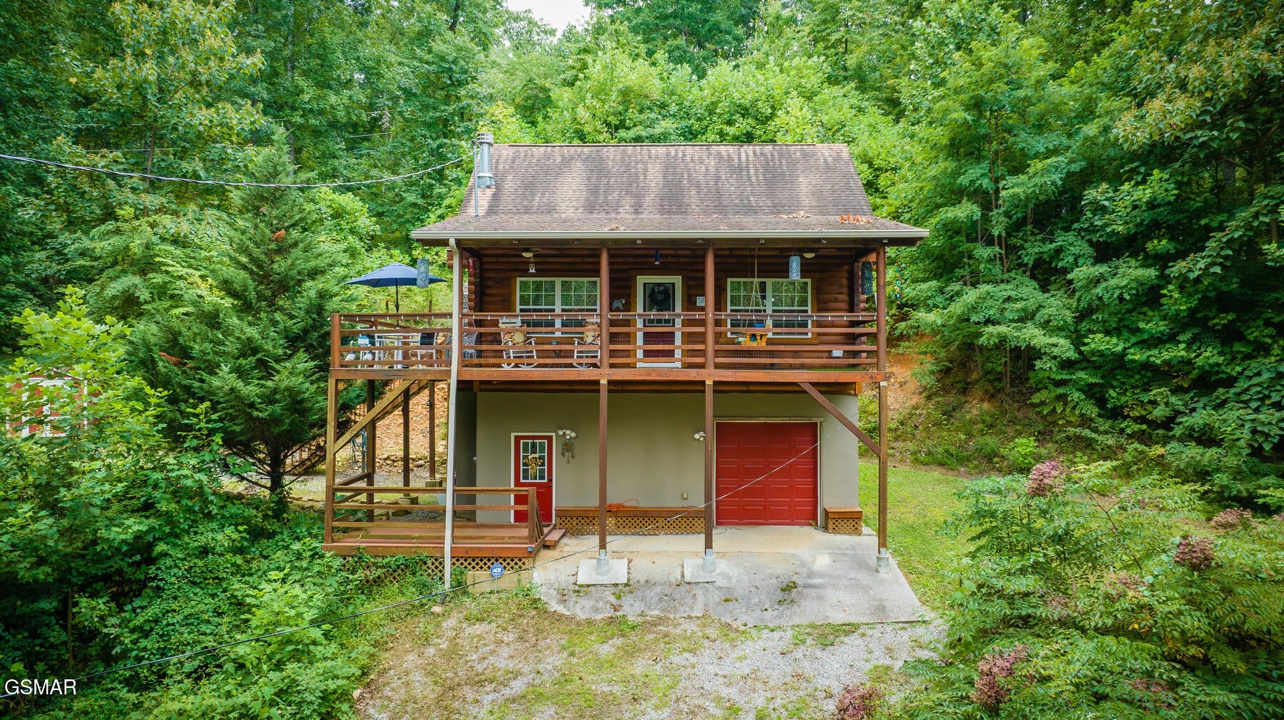 1121 Turkey Ridge Way — photo