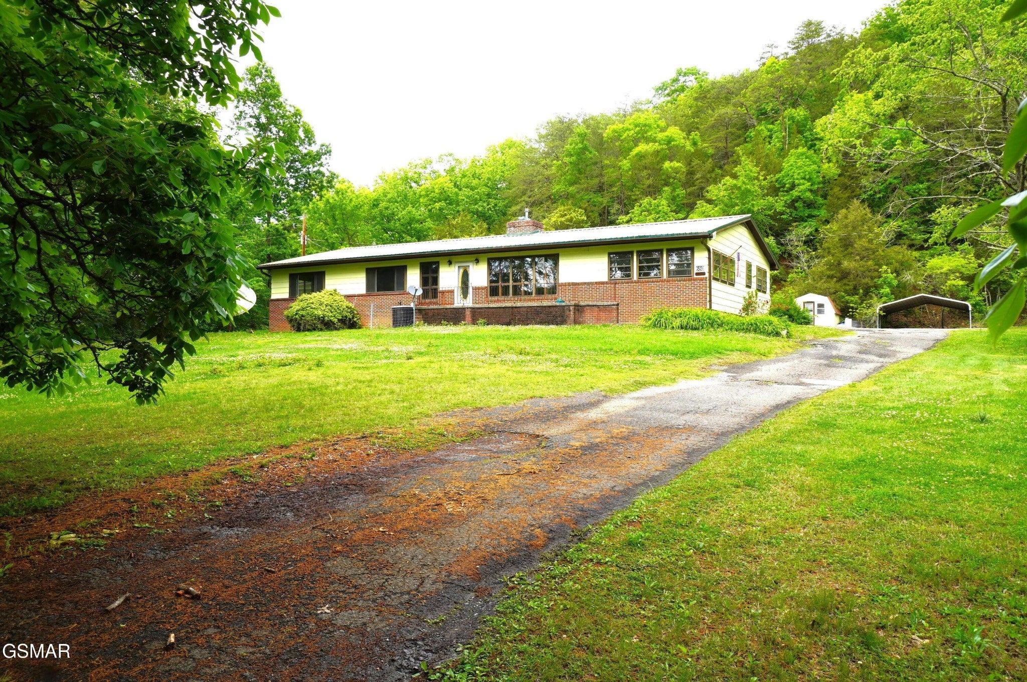 680 Hale Brook Road — photo