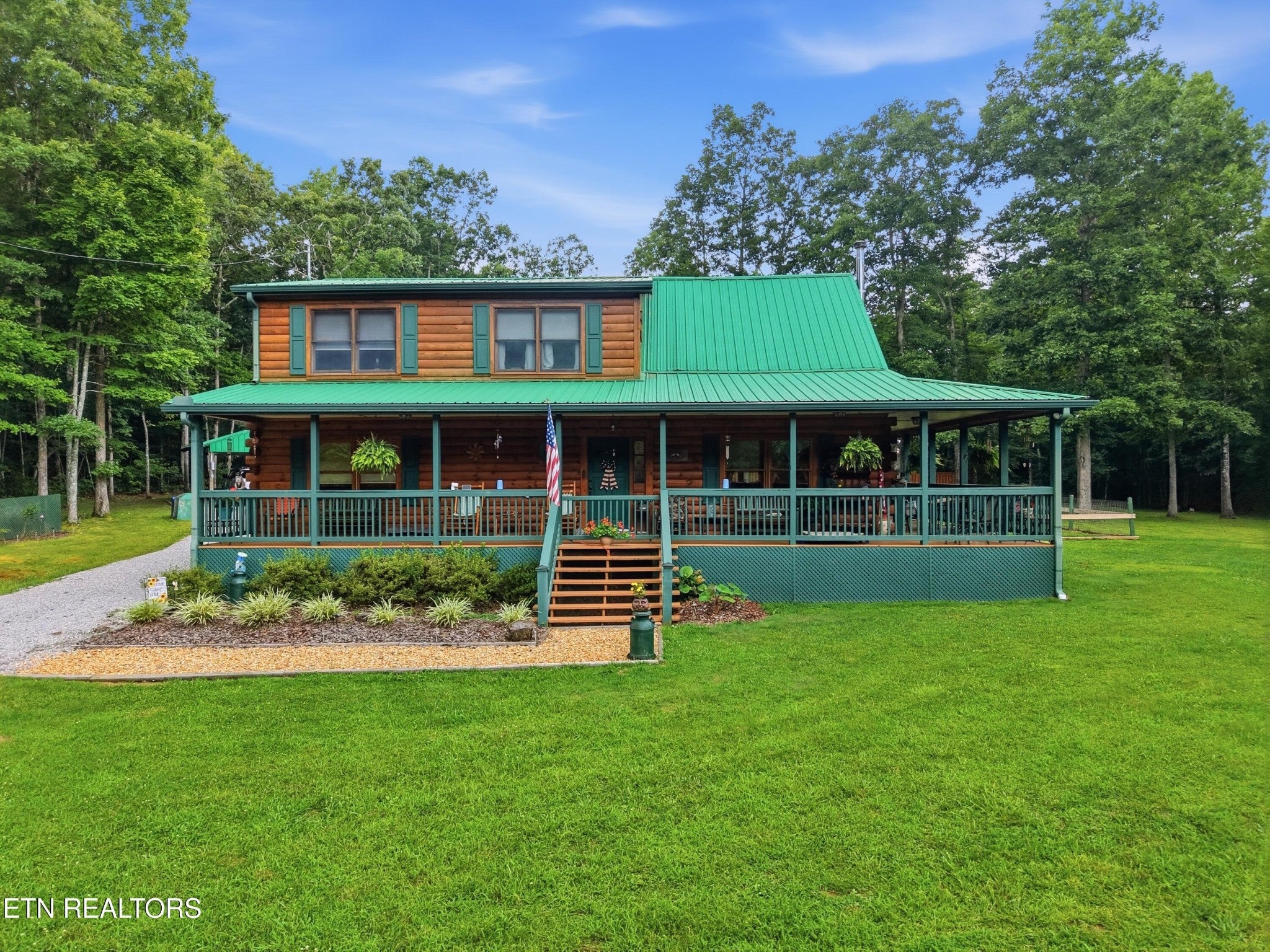 246 Cross Drive — photo