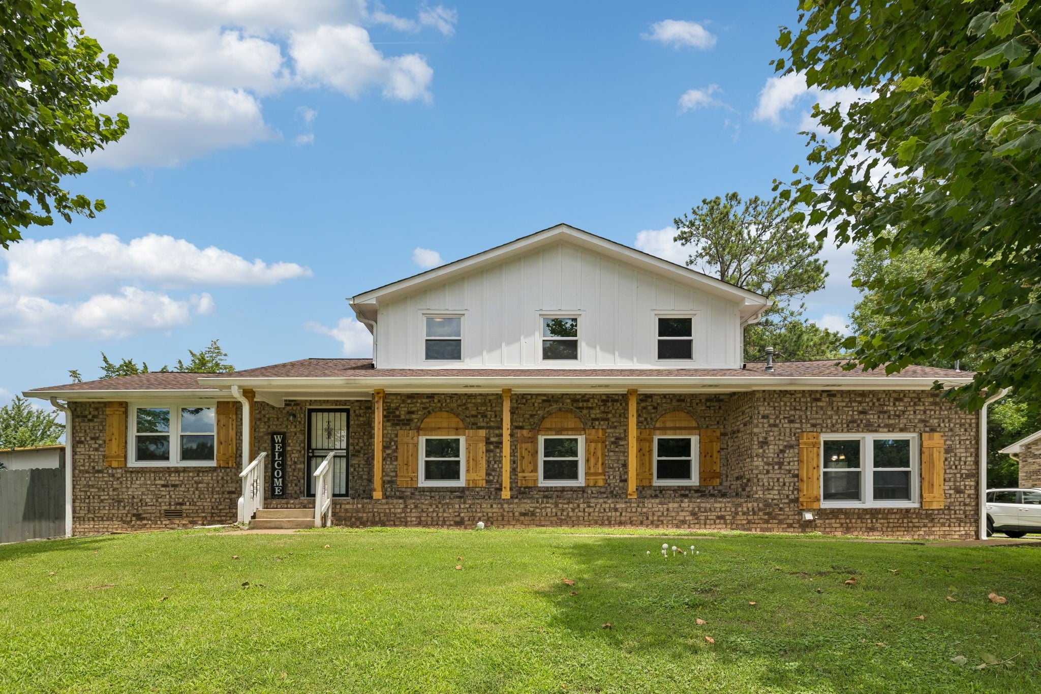 5140 Whitaker Dr — photo
