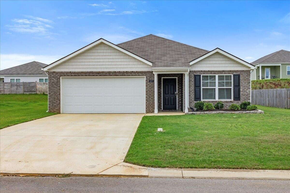 117 Crescent Circle — photo