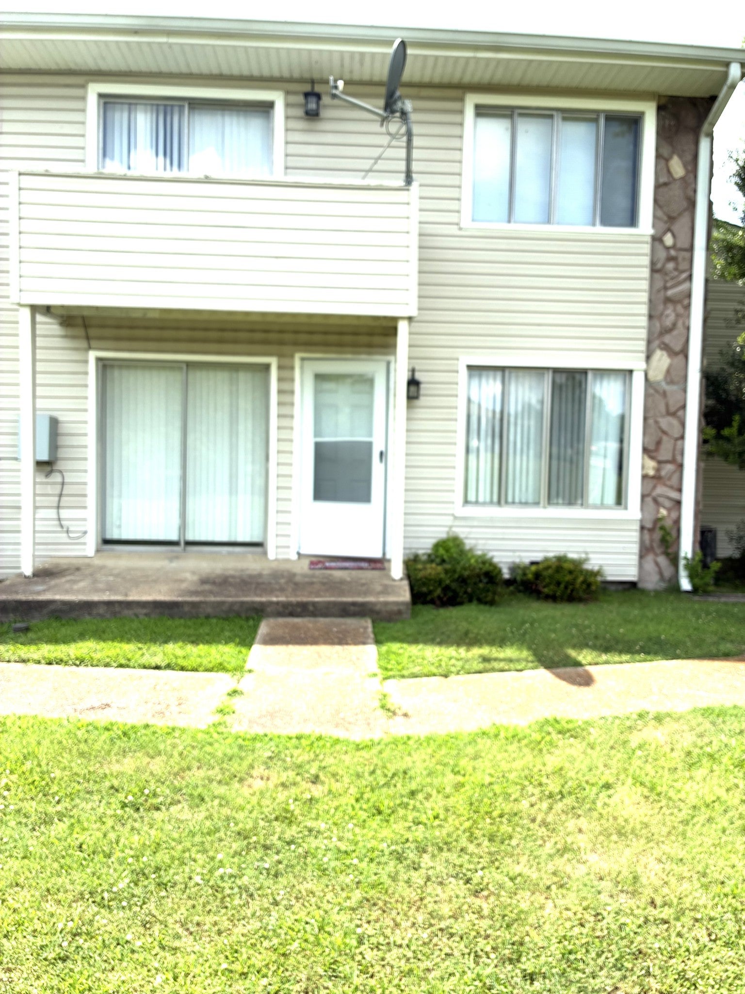 810 Bellevue Rd 120 — photo