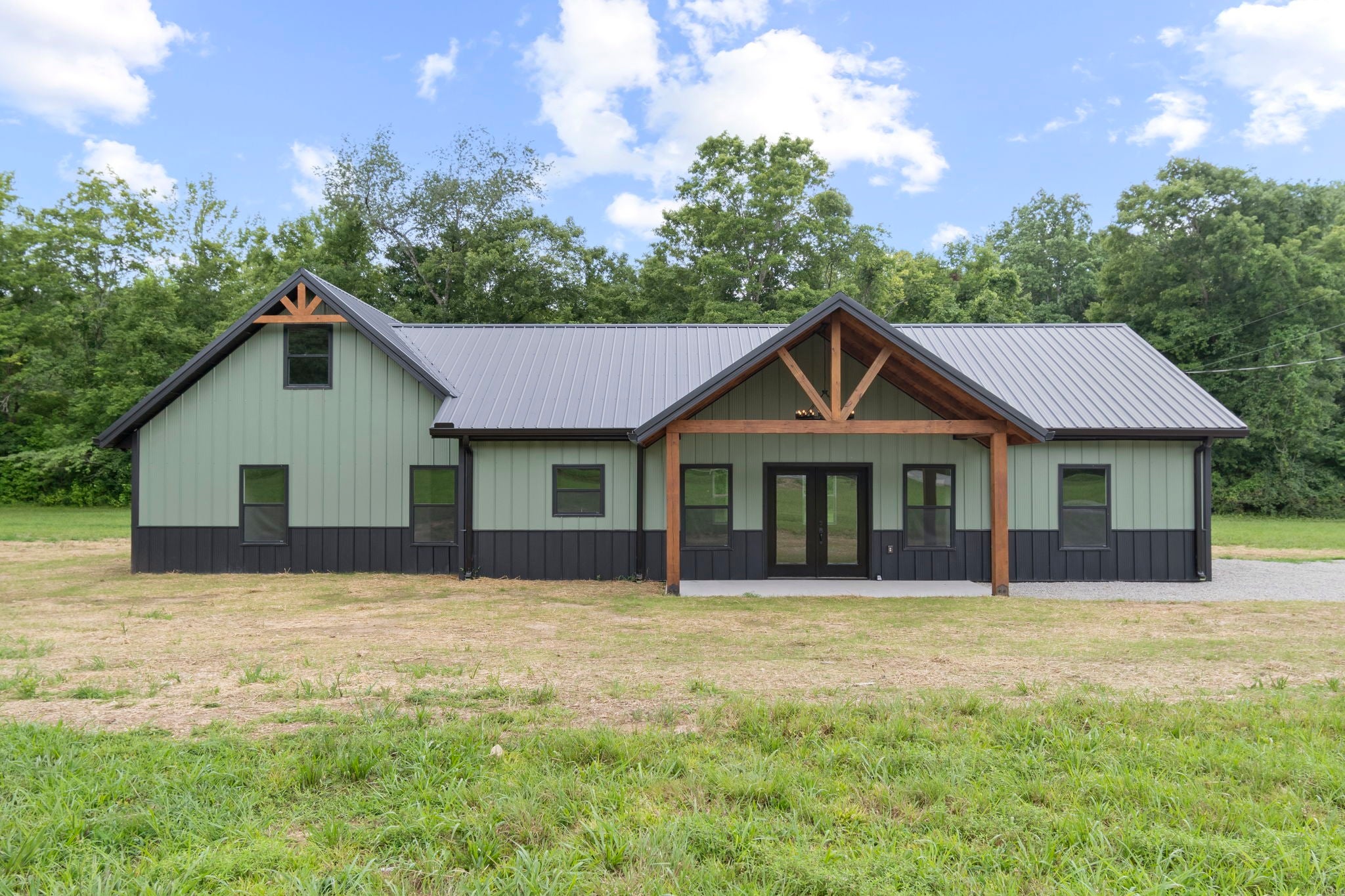 2639 Lick Creek Road — photo