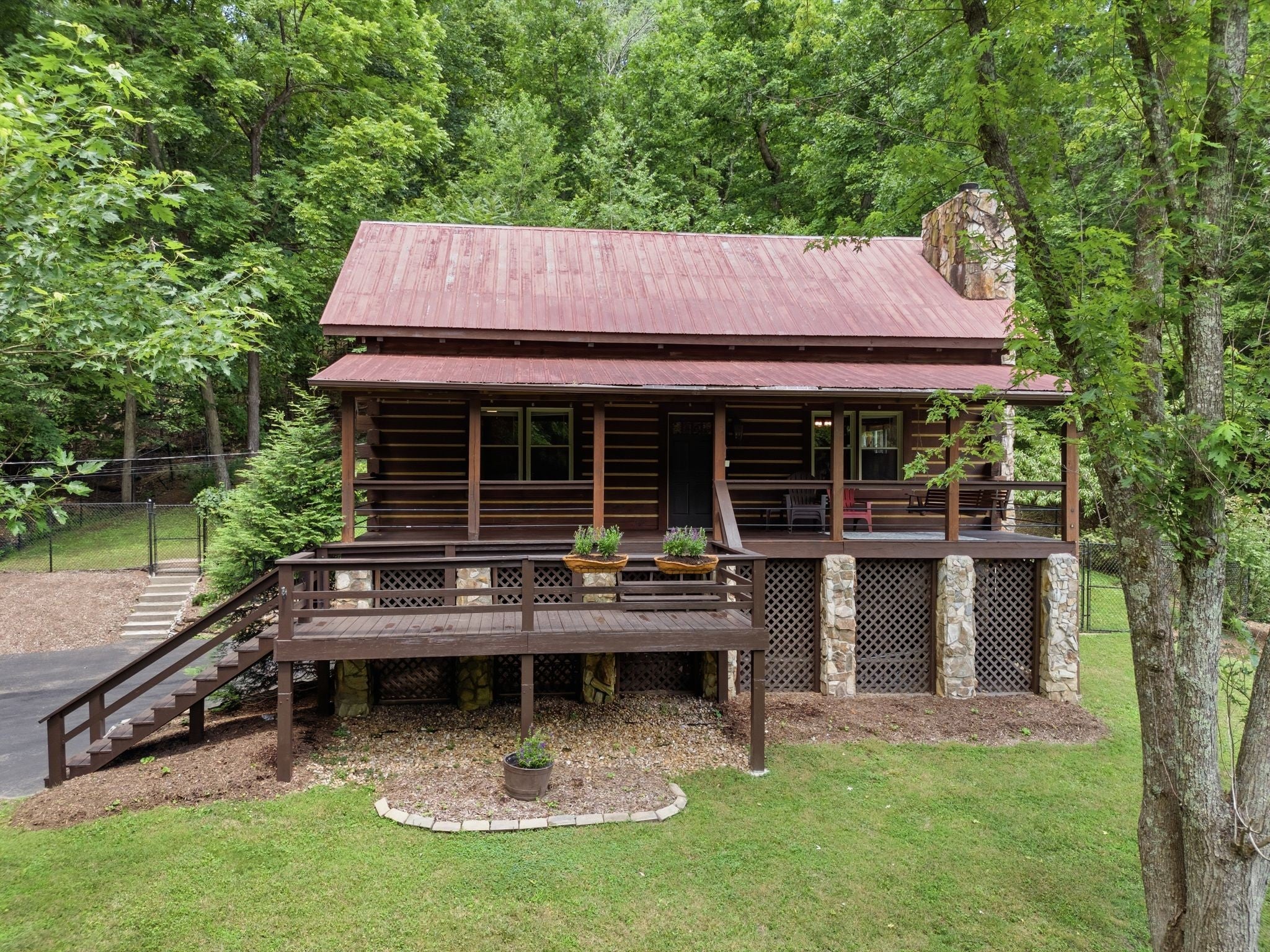 1156 Langbrae Dr — photo