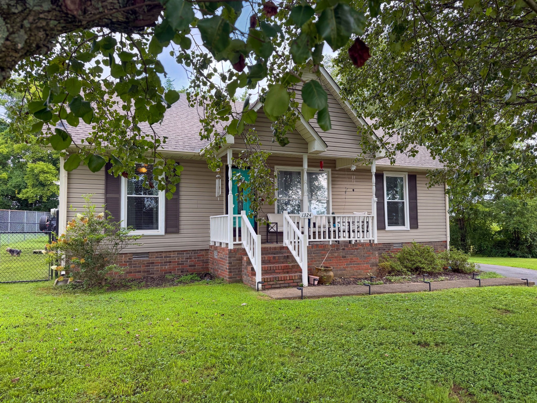 1324 Sunnybrooke Ct — photo