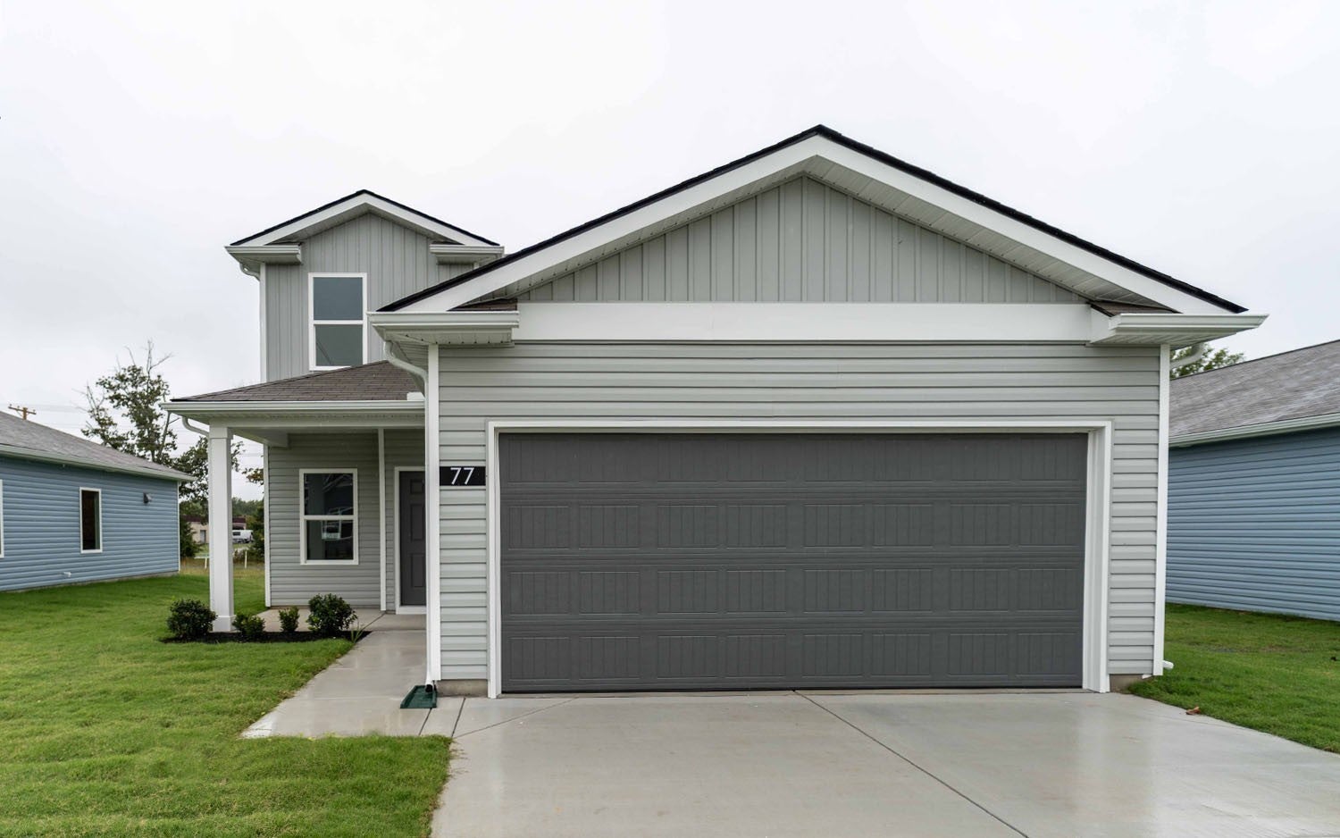 21 Stonehenge Circle — photo