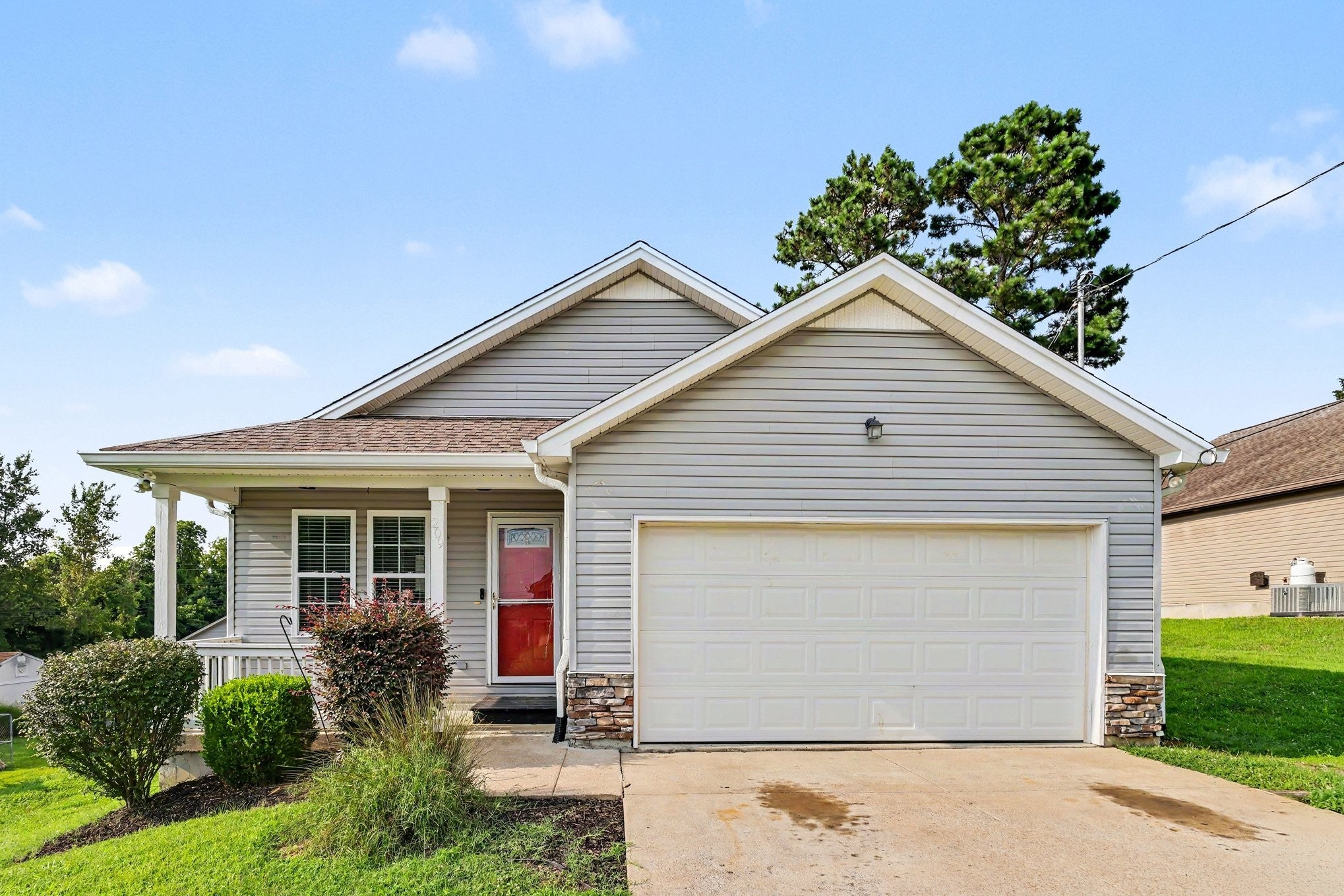 209 Woodsong Lane — photo