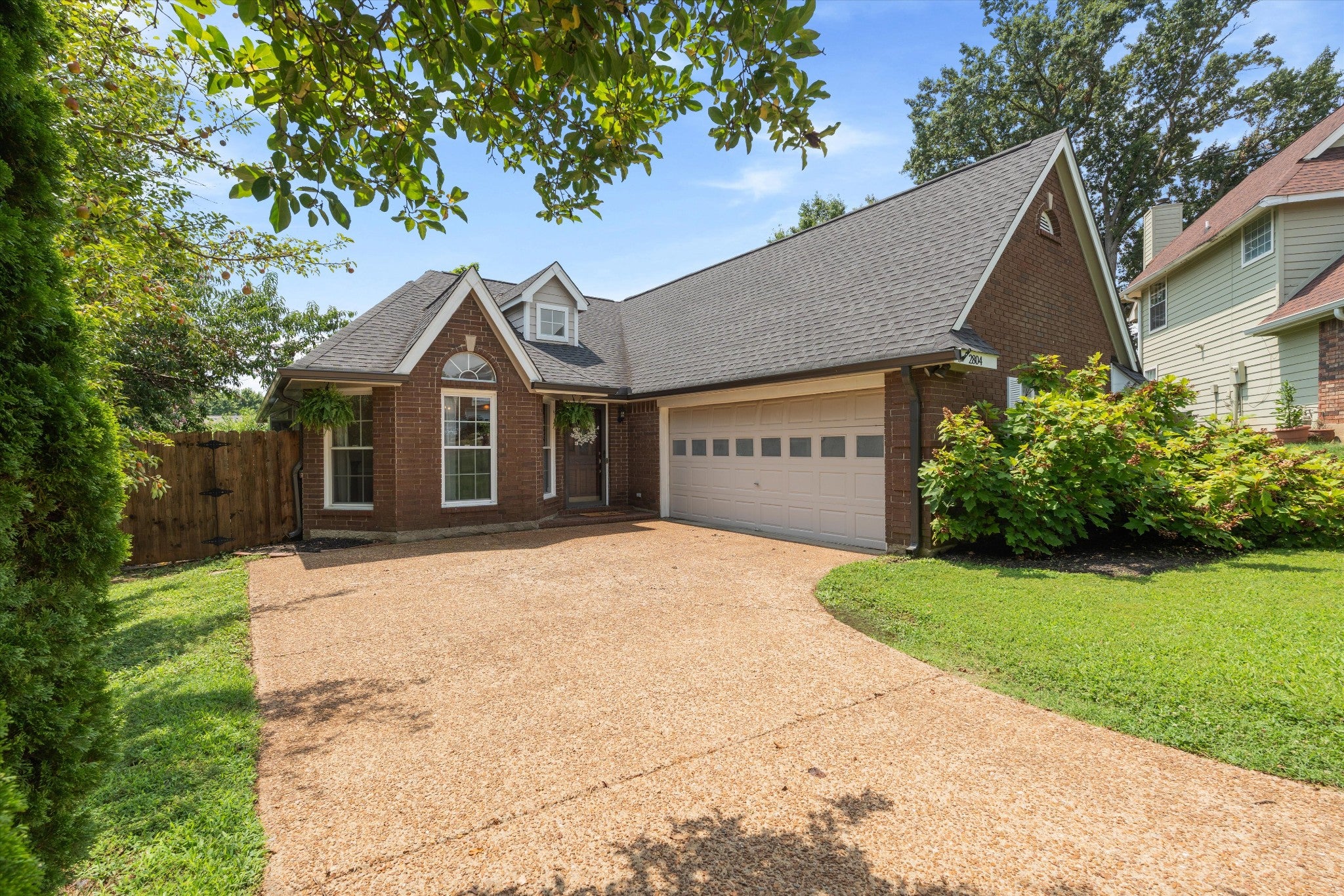 2804 Chapelwood Dr — photo