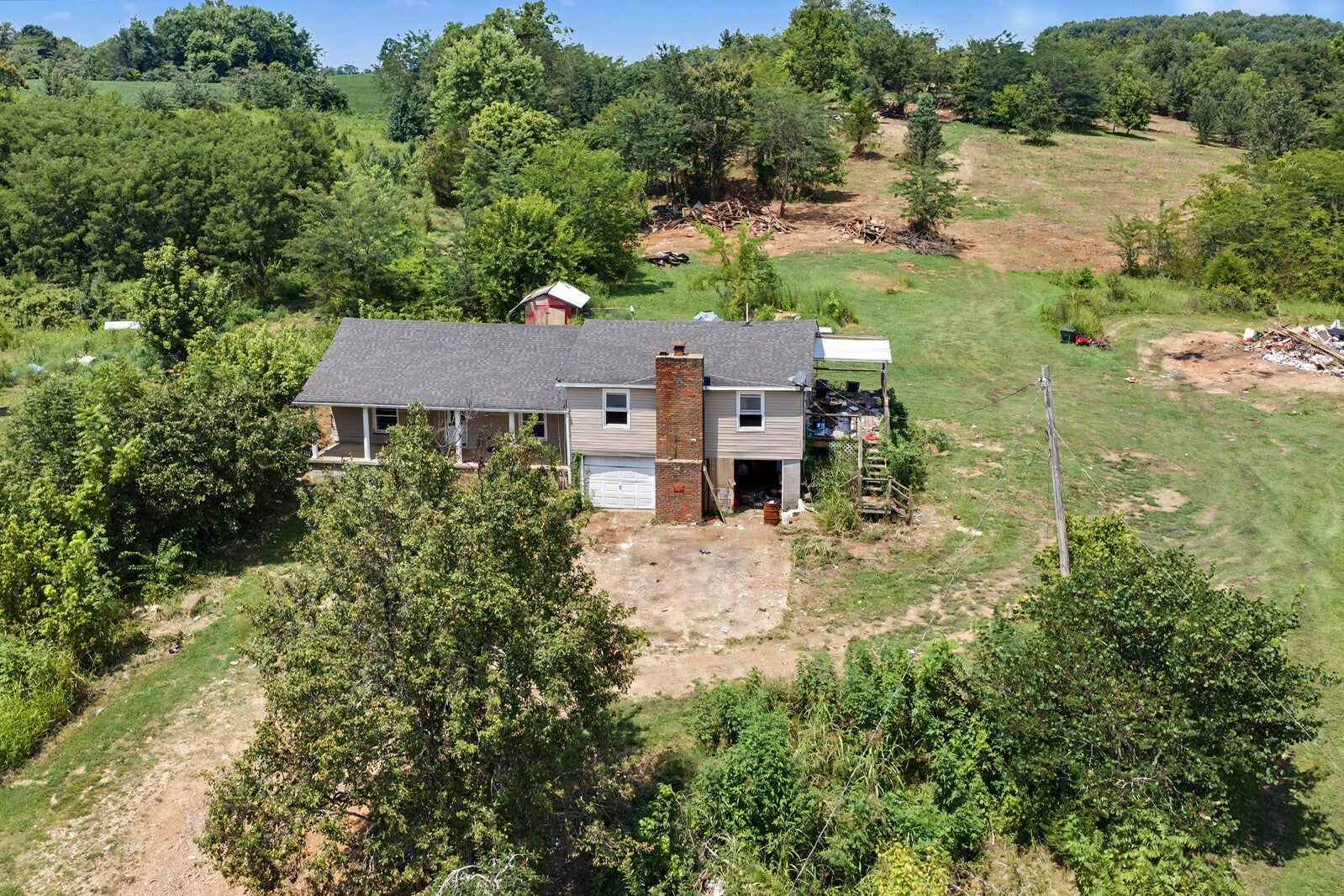 1317 Highway 259 — photo