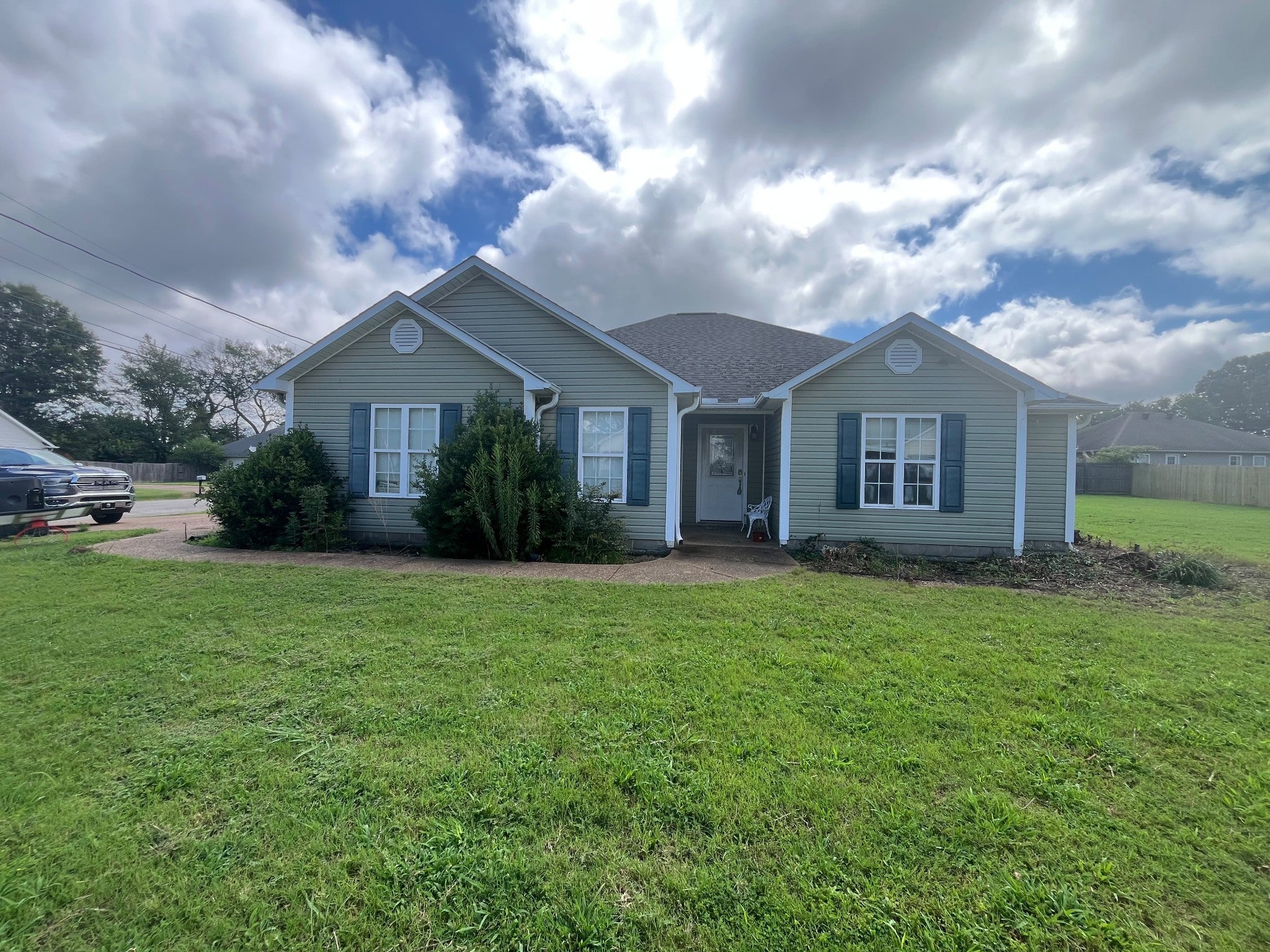 460 Kendyl CV — photo