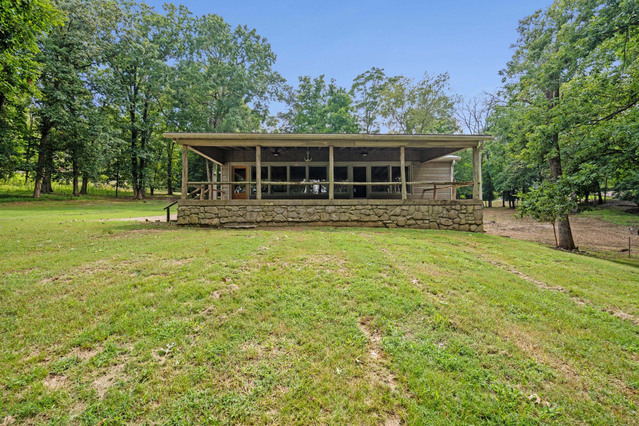 680 Gay Winds Dr — photo