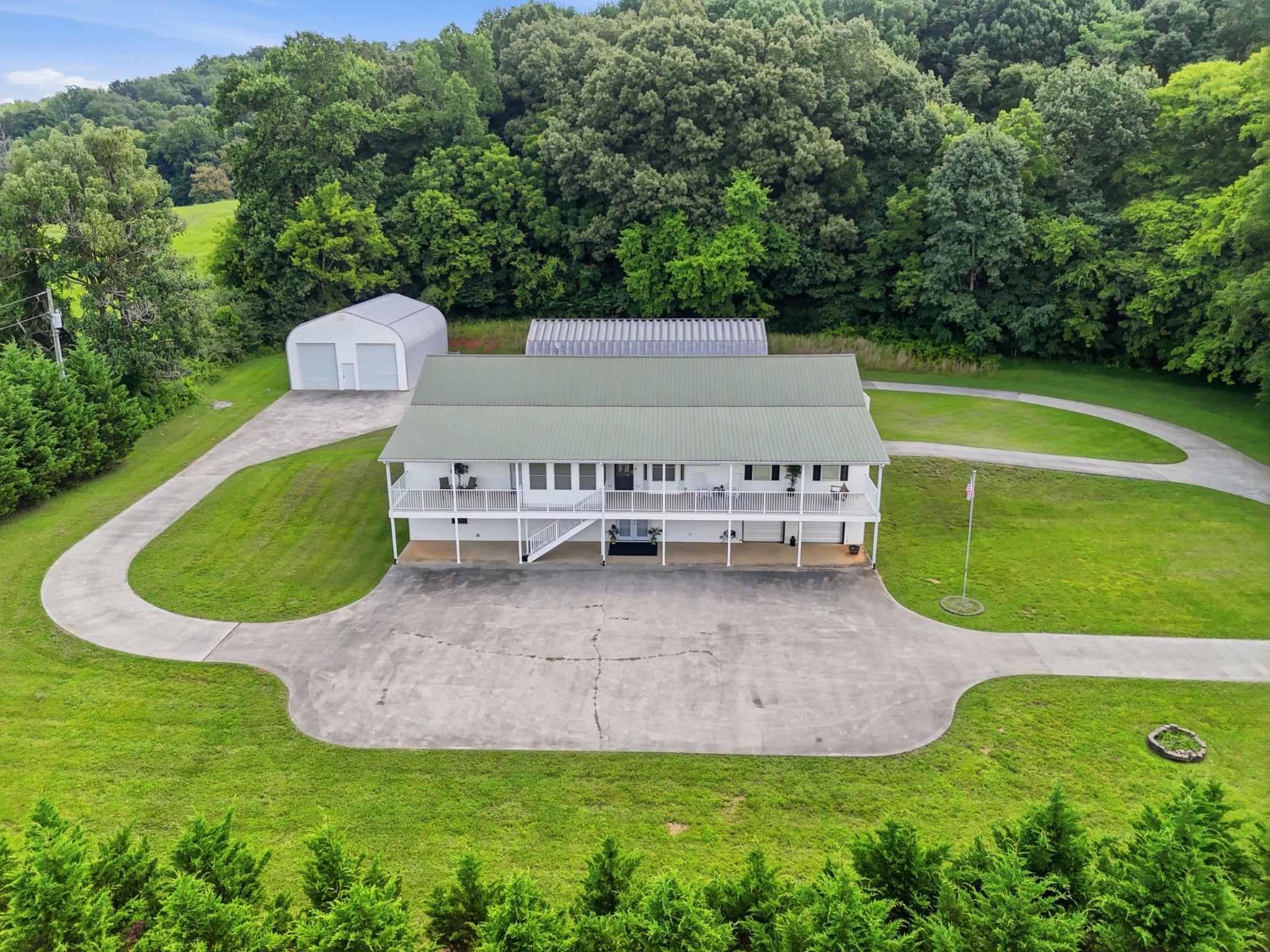 1700 Cedar Valley Rd — photo