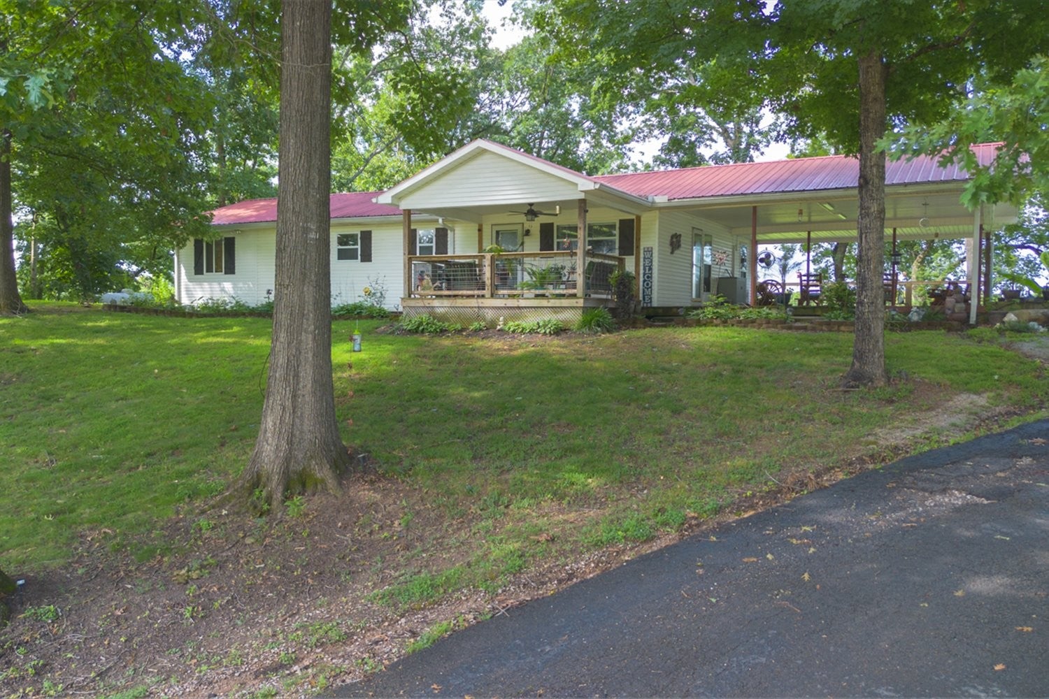 166 Beechview Dr — photo