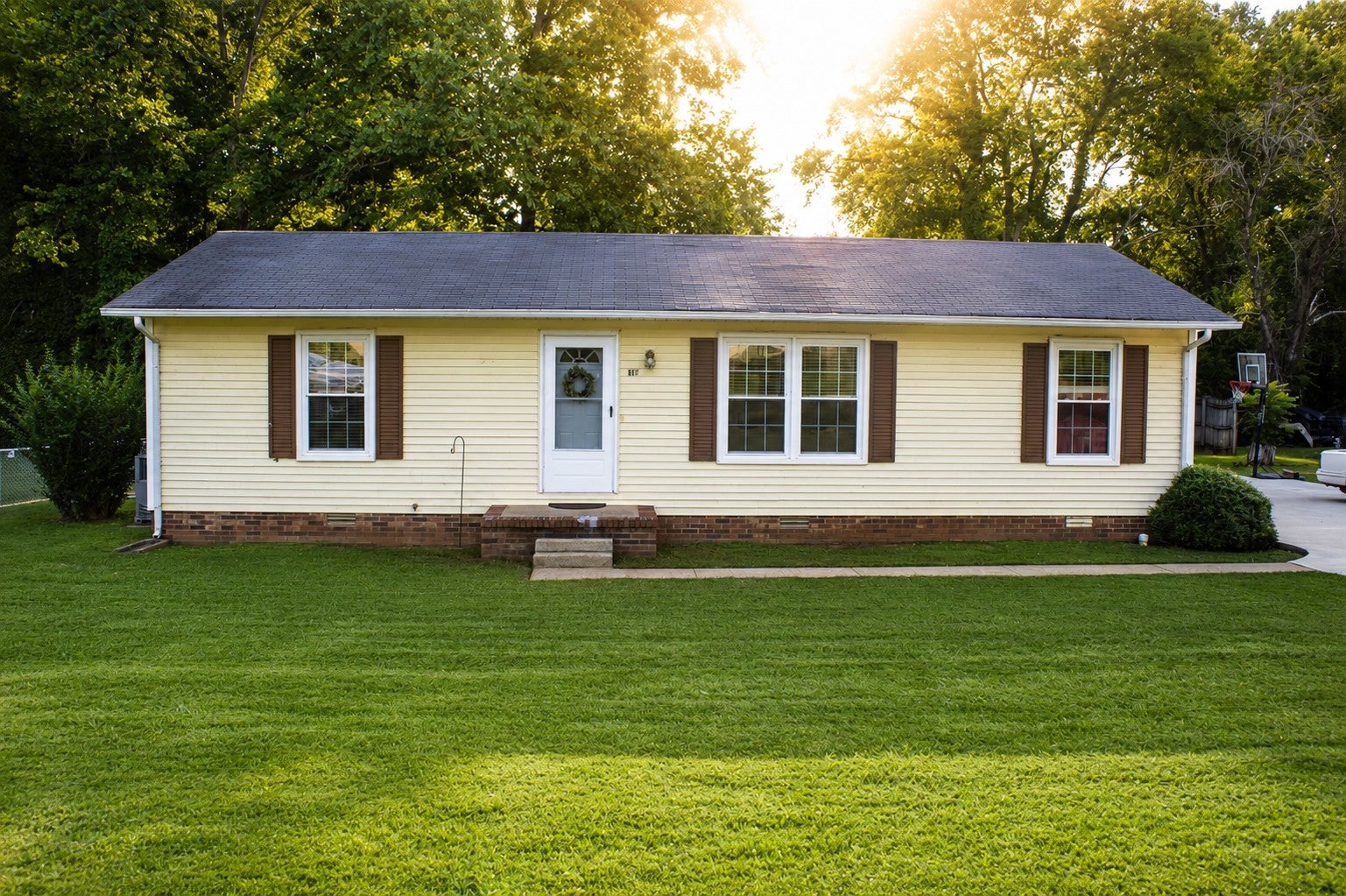 701 Herb Dr — photo