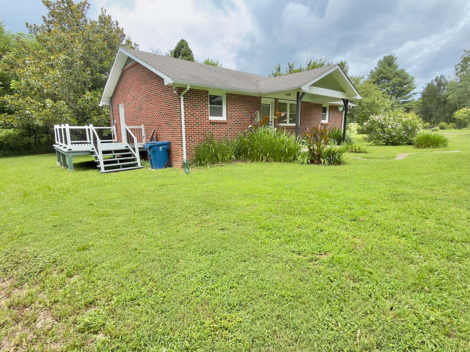 804 Todd Rd — photo