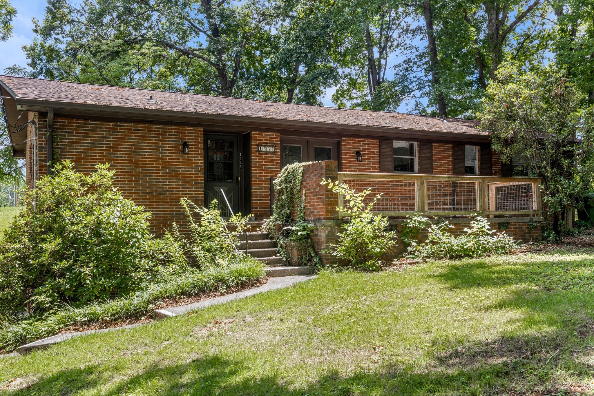 1534 Mcilvaine Drive — photo