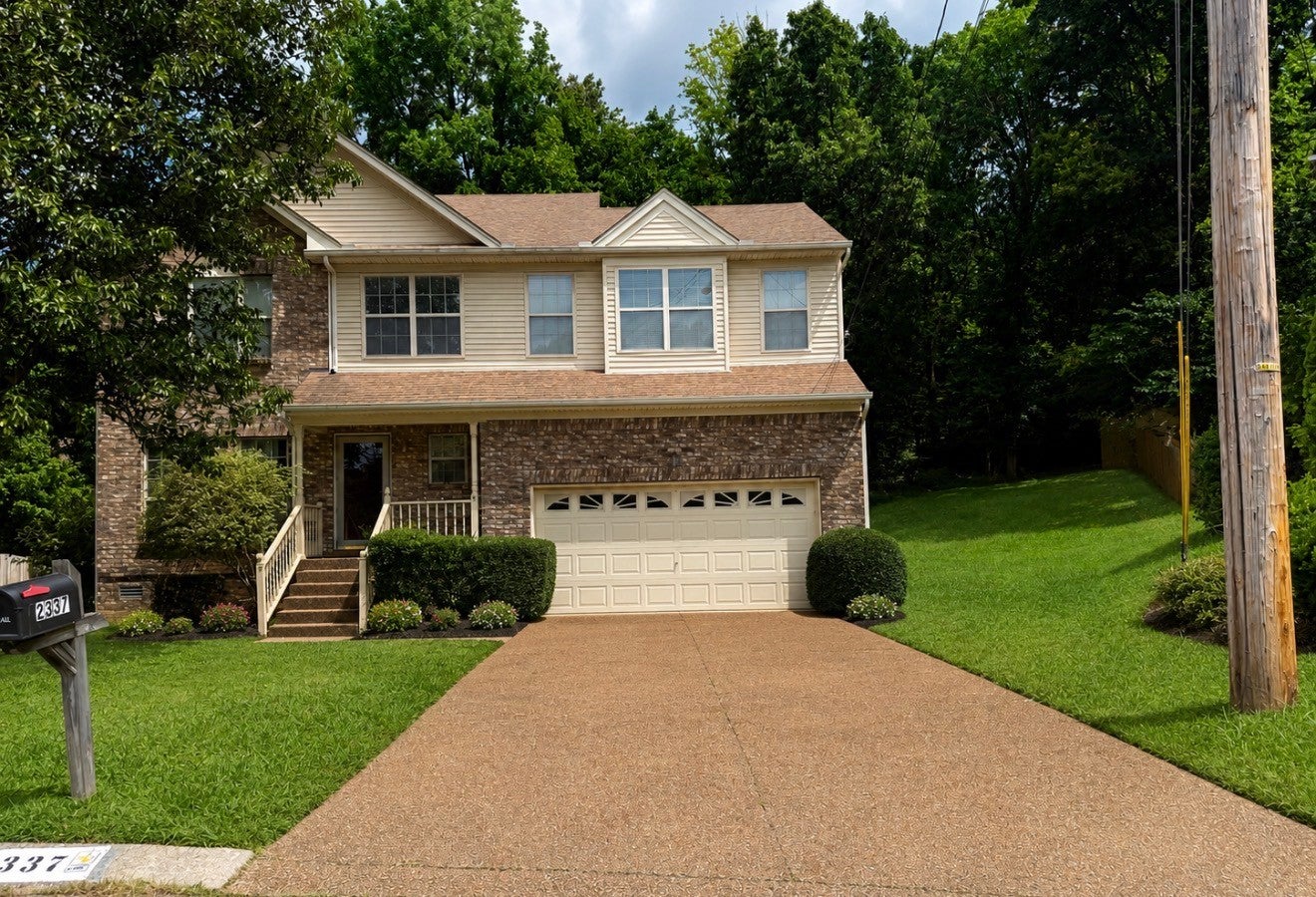 2337 Willesden Green Ct — photo