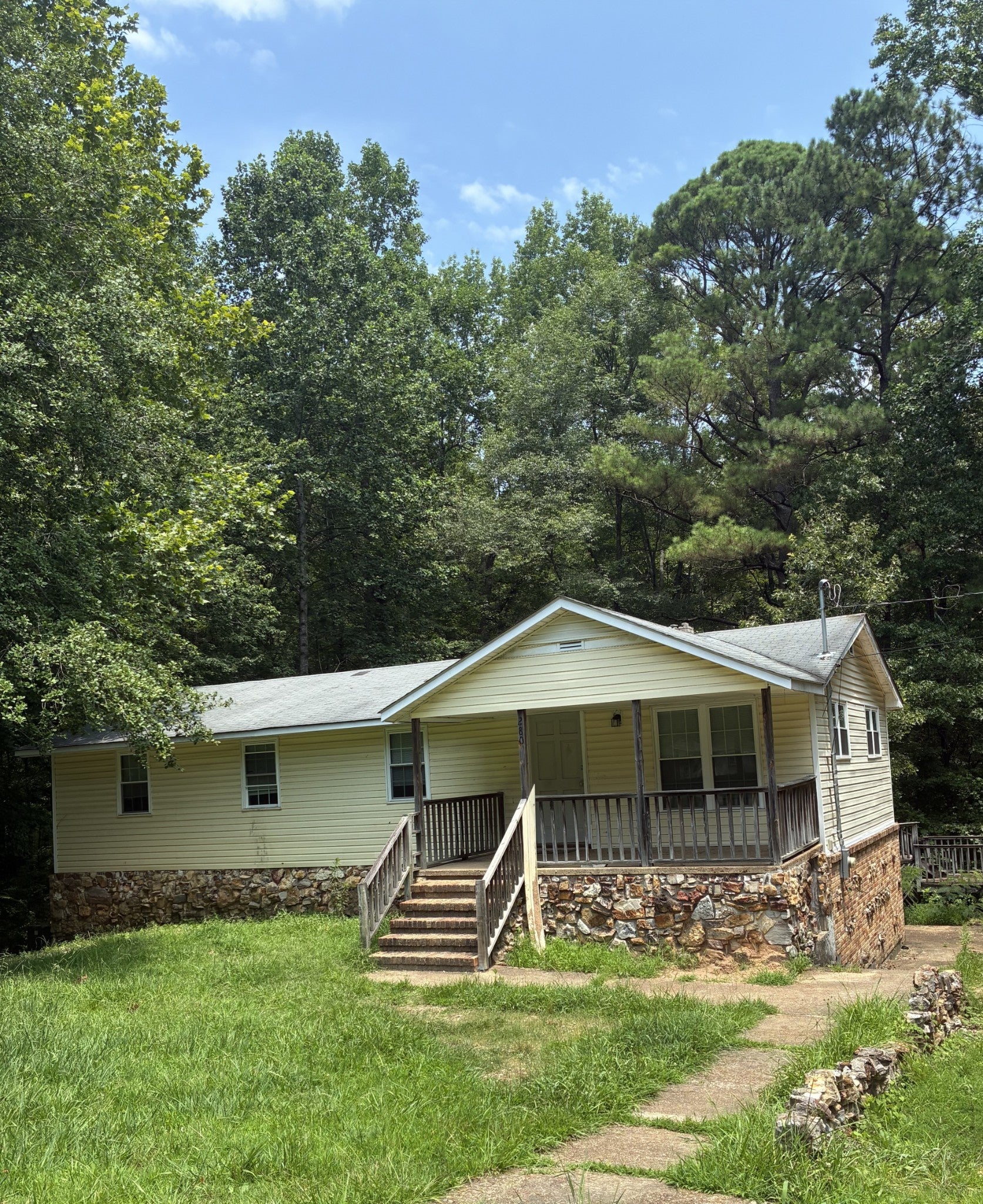 280 Oakdale Rd — photo