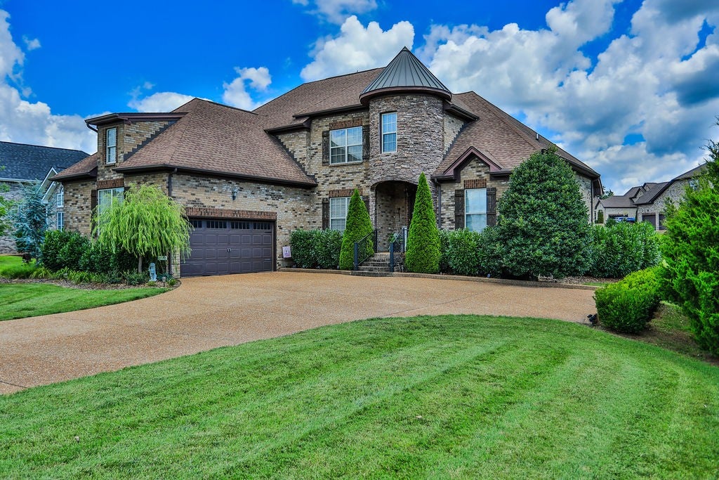 112 Myrtlewood Ln — photo