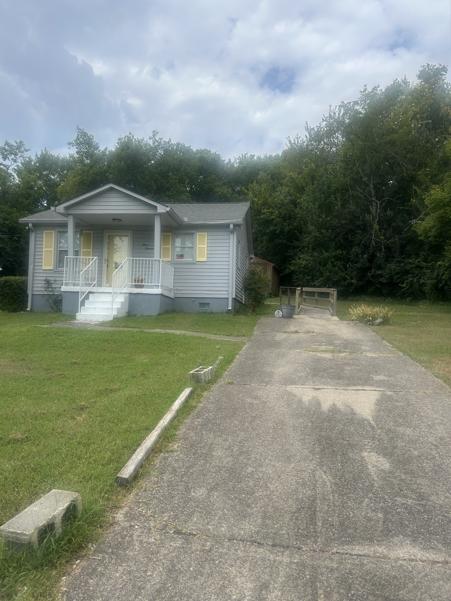 413 Toney Rd — photo