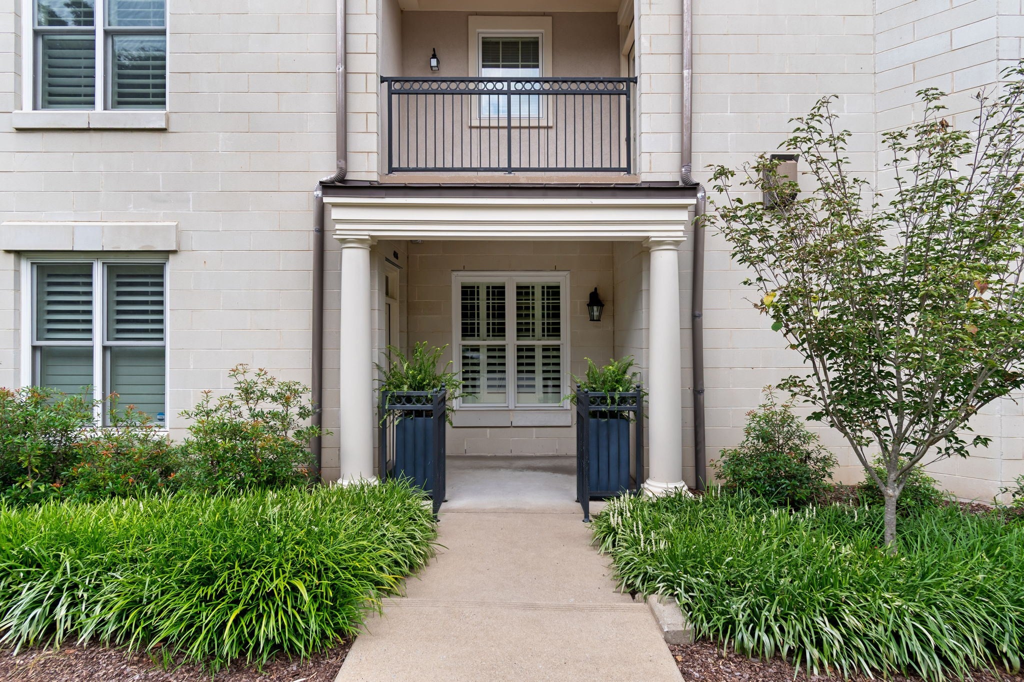 4116 Ridgefield Dr — photo