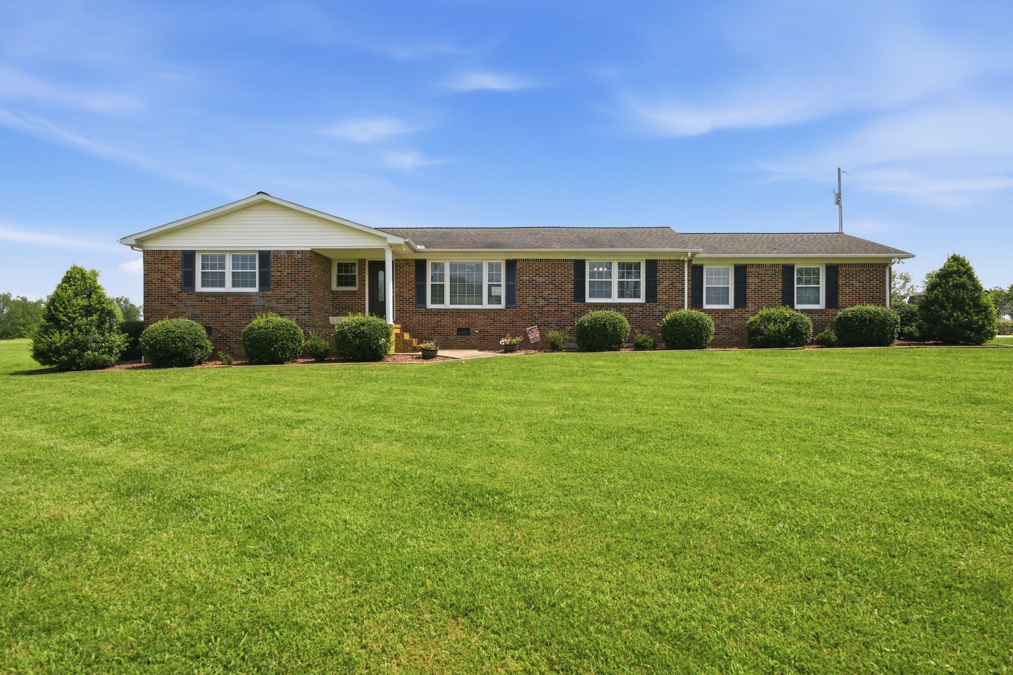 198 Game Ridge Rd, Smithville, TN 37166