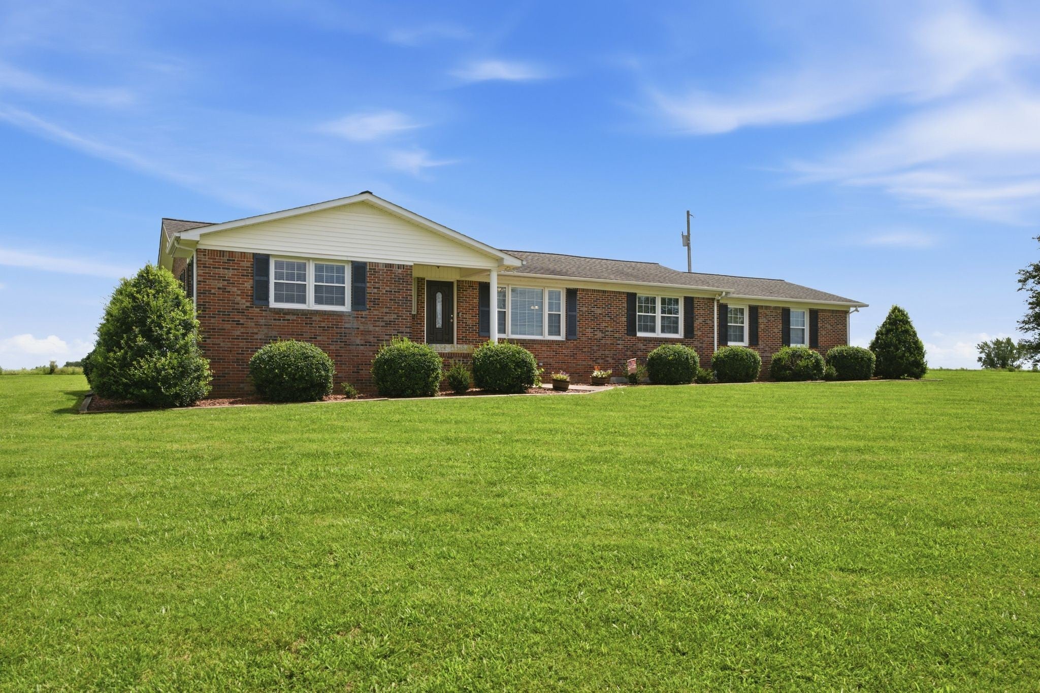 198 Game Ridge Rd, Smithville, TN 37166 — photo 2