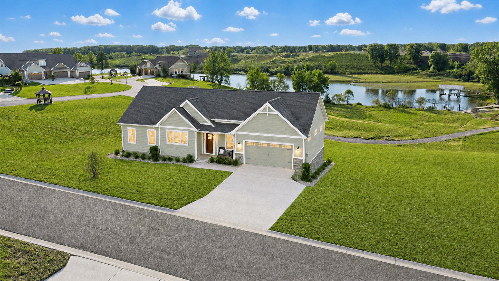 426 Moon Bay Dr — photo