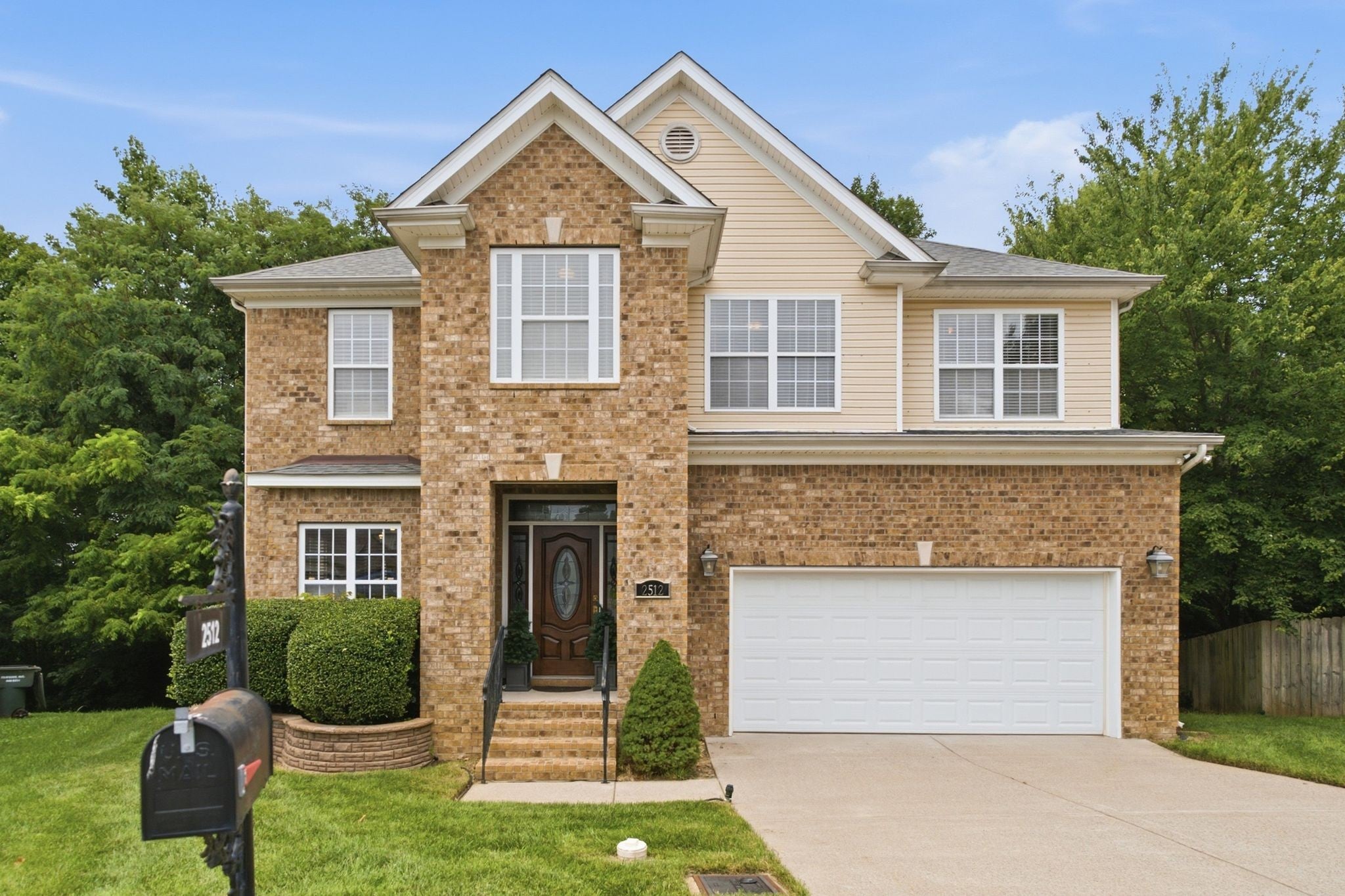 2512 Burnt Pine Ct — photo