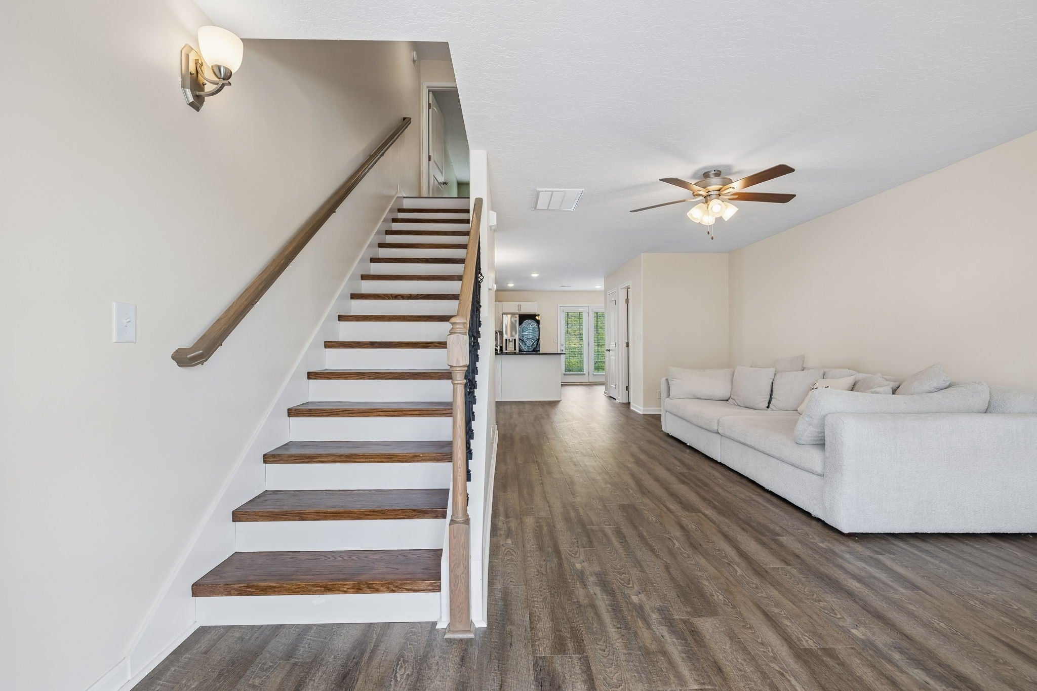 204 Woodland Valley Lane — photo