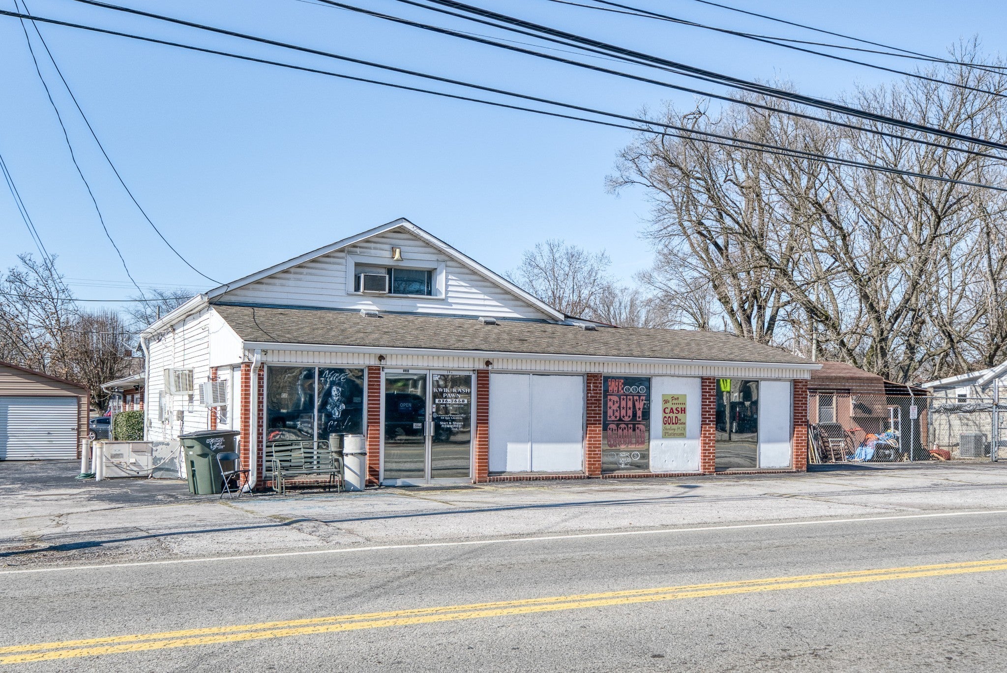 249 N Spring St — photo