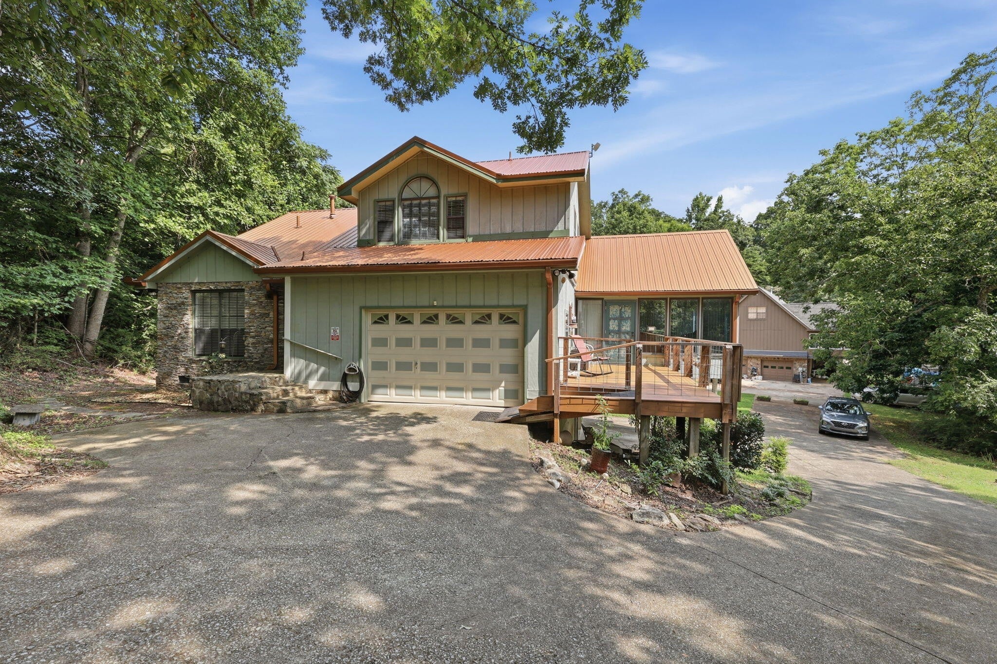 494 Forest Drive — photo